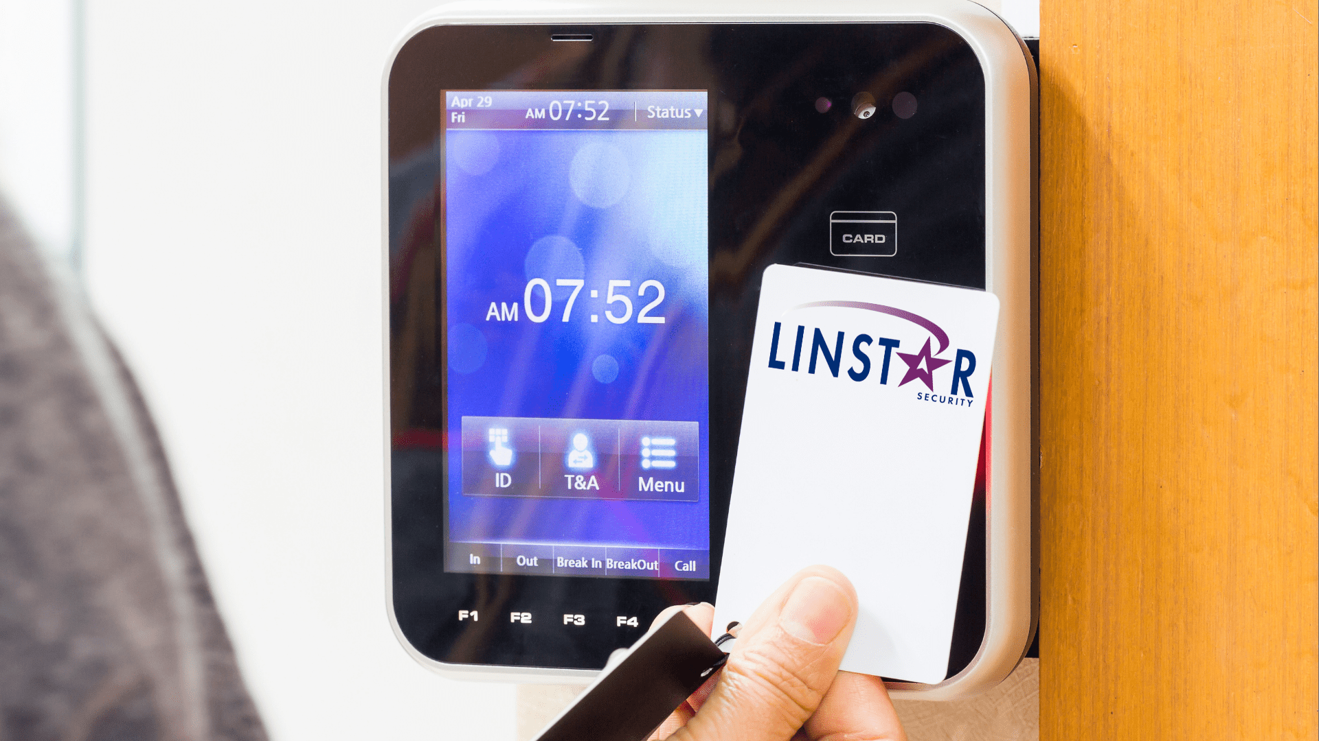 The Advantages of Upgrading to Secure Smart Card Credentials