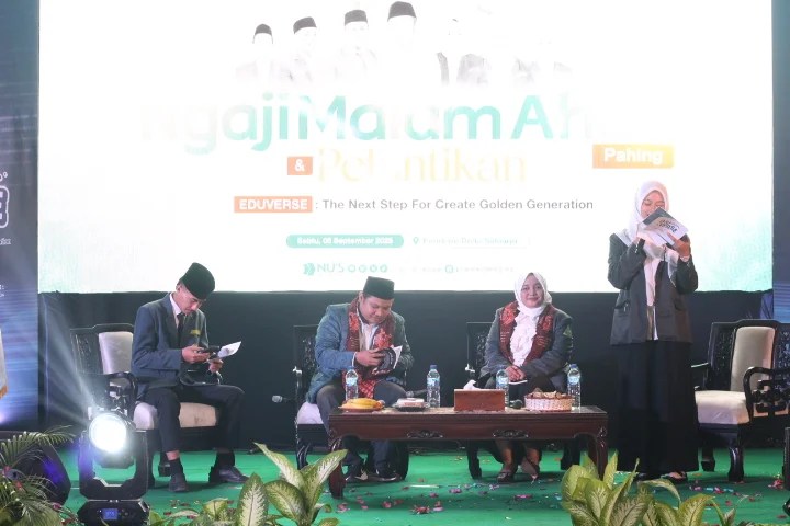 Ketum PP IPPNU, Velsuf Jadi Narasumber Utama dalam Pengajian Ahad Pahing bersama Pelajar NU Sidoarjo.