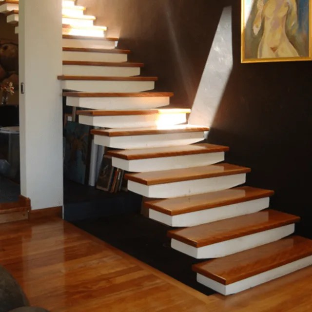 Gradas De Madera