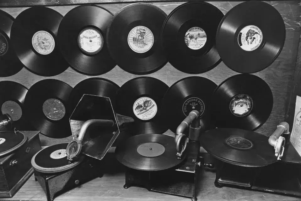 Gramophone records and players on display at the Old Sound Museum, Dennis, Massachusetts, USA, 31st October 1978. Courtesy of Barbara Alper/Getty Images.