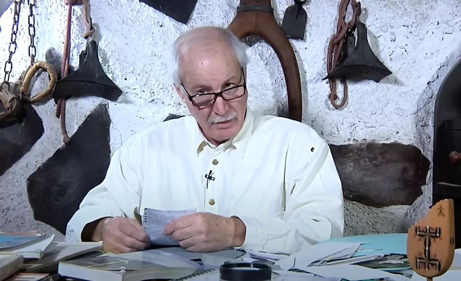 كلام لابد منه في الذكرى الأولى لوفاة الأستاذ” حسن أجواو”