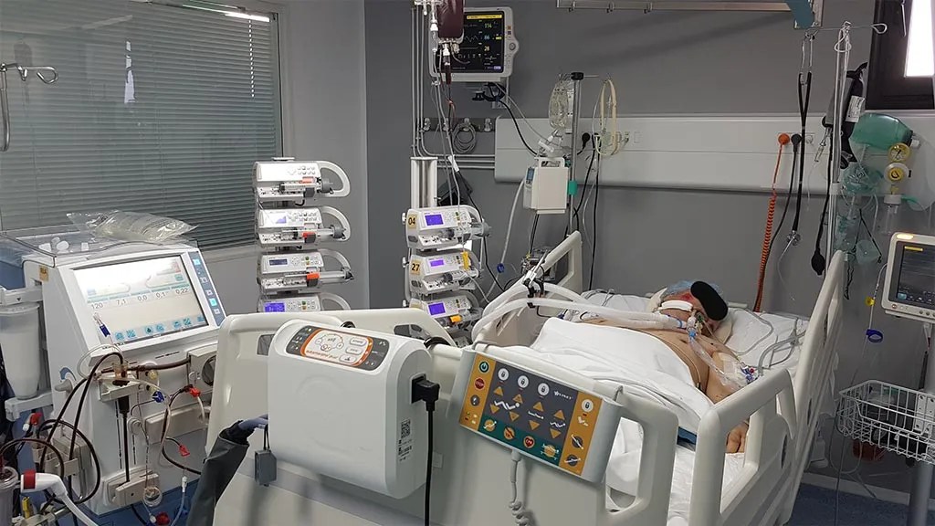 مخدر غامض يرسل شابين إلى الإنعاش بالحسني والأطباء يرجحون ظهور مادة شديدة الخطورة