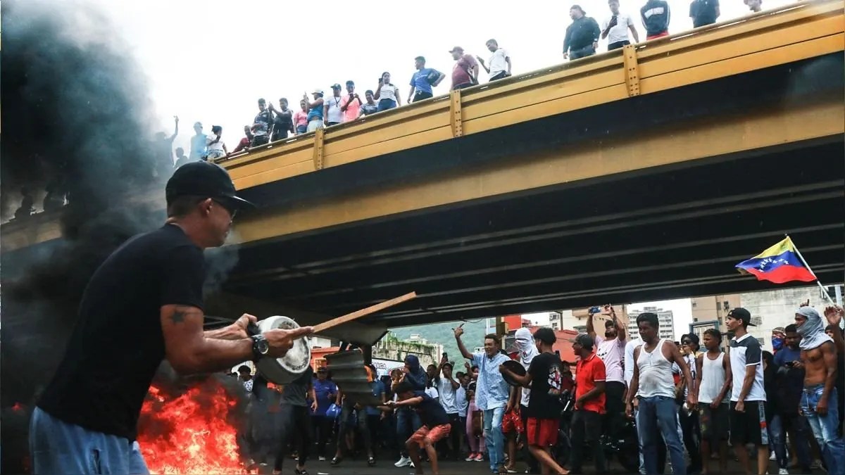 The Current Debates on Venezuela