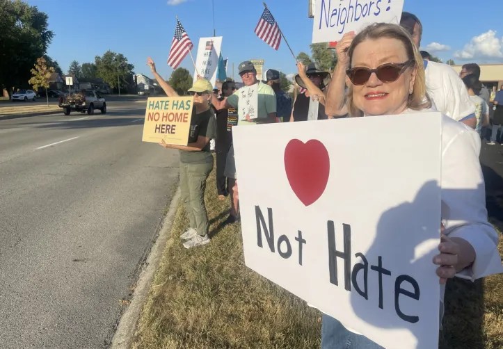 Right-wingers inflate false rumor that Haitian immigrants are eating pets