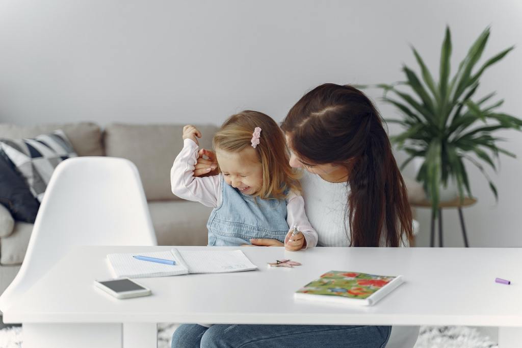 play and learn with a toddler