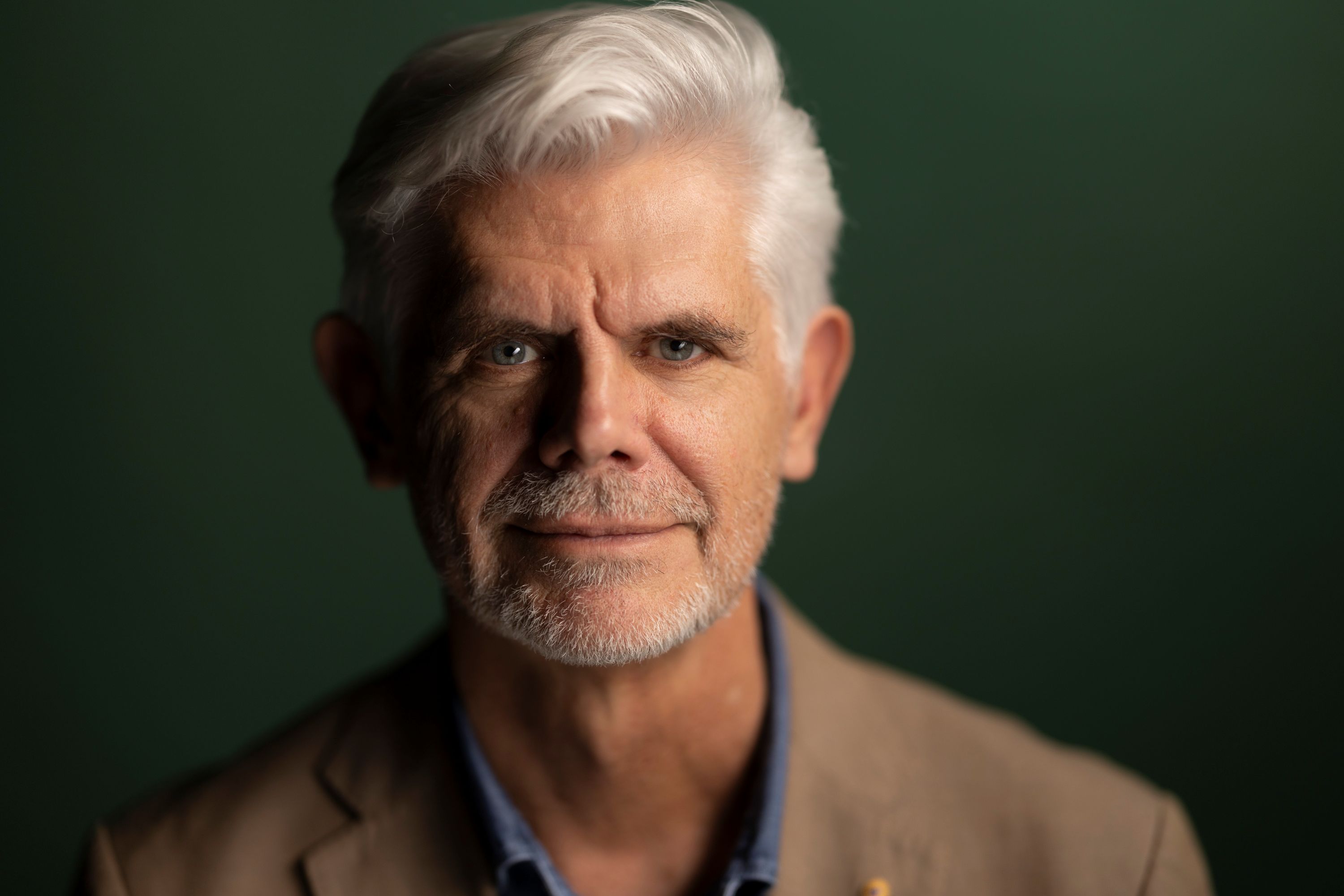 Former Diplomat's Debut Novel: Unveiling Europe's Forgotten War (2026)
