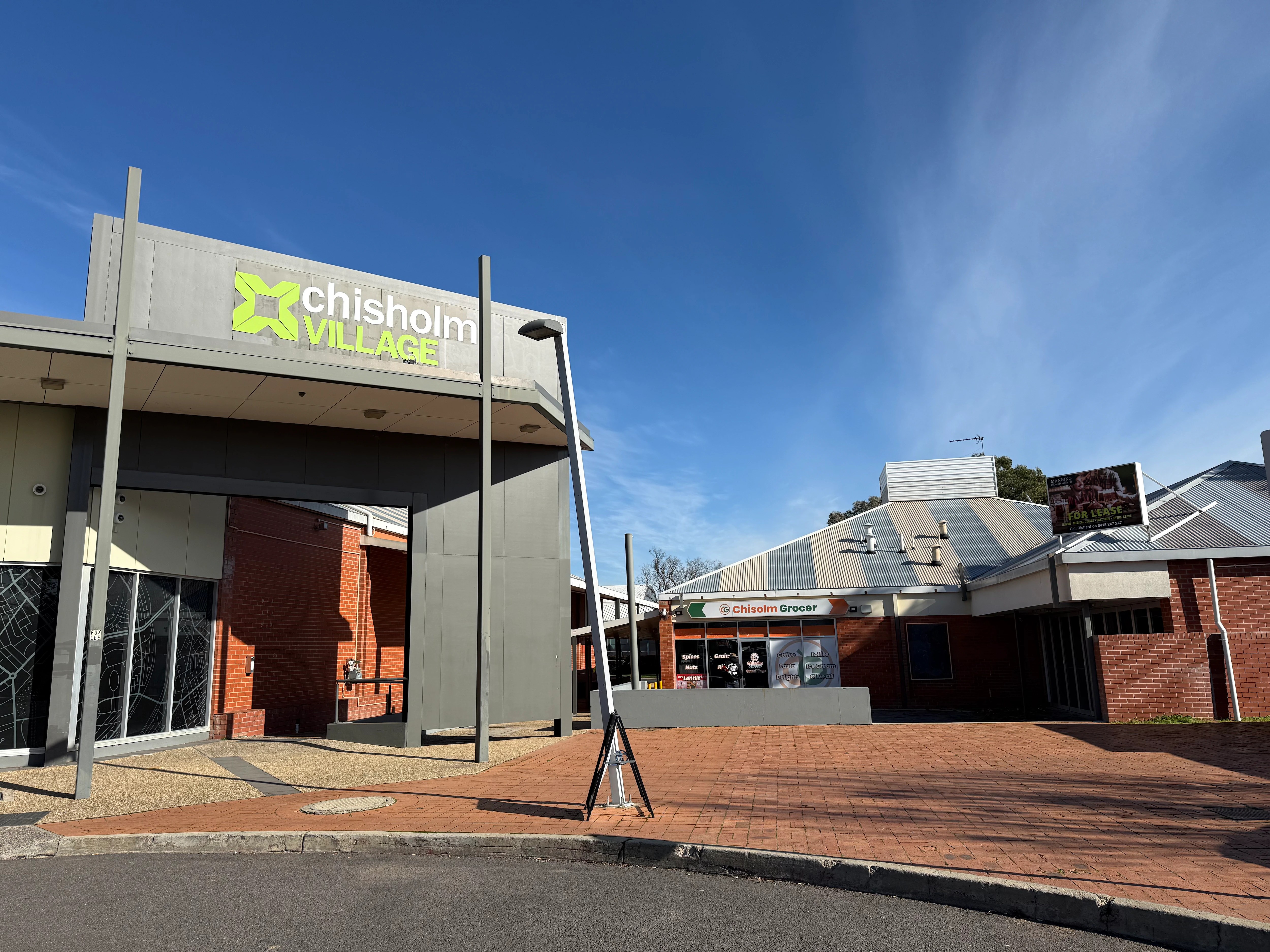 Canberra's Local Shops: Thriving or Declining? A Community's Struggle and Success (2026)