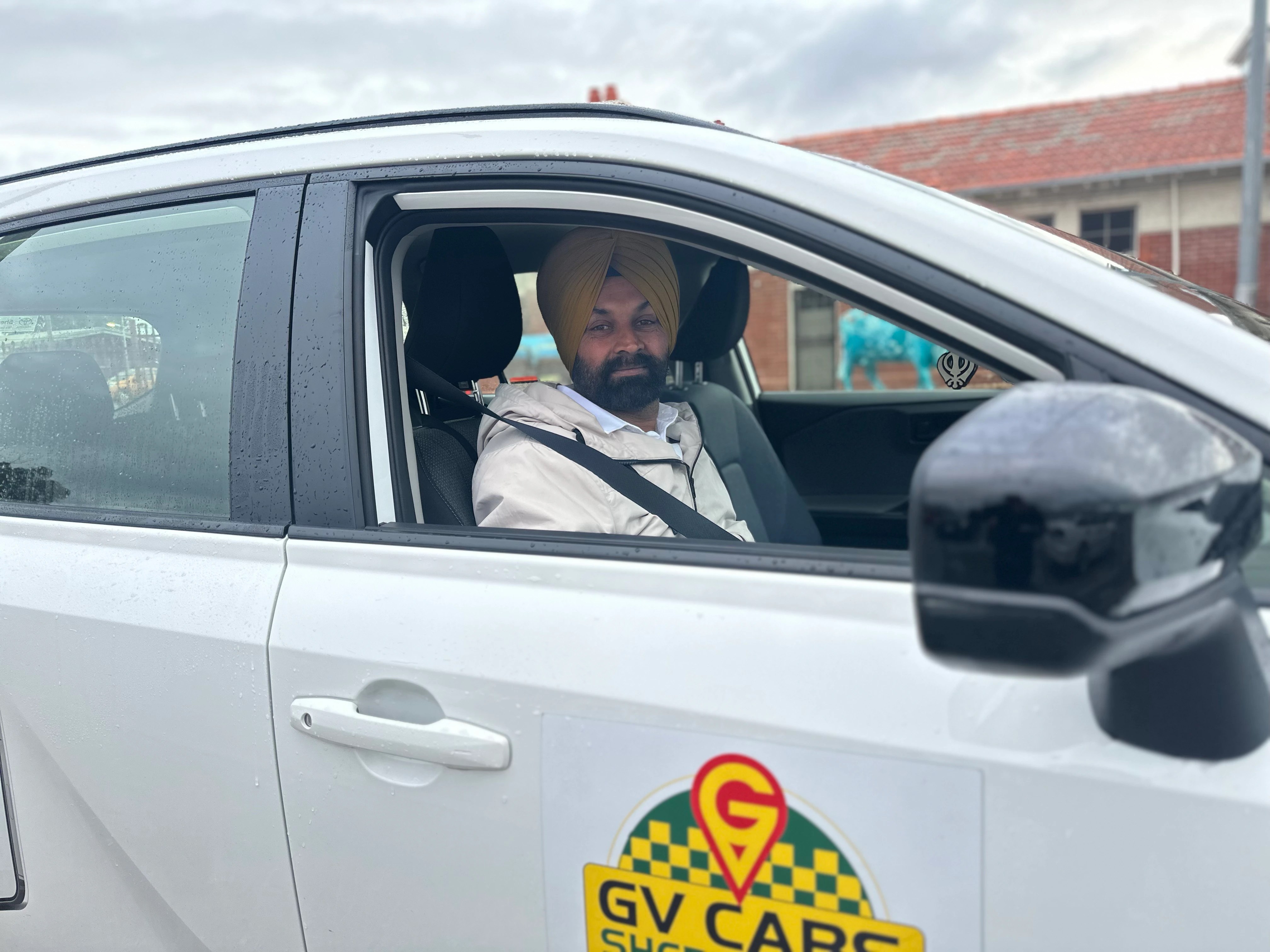 Taxi Drivers' Struggle: Rising Fuel Prices and the Need for a Second Job (2026)