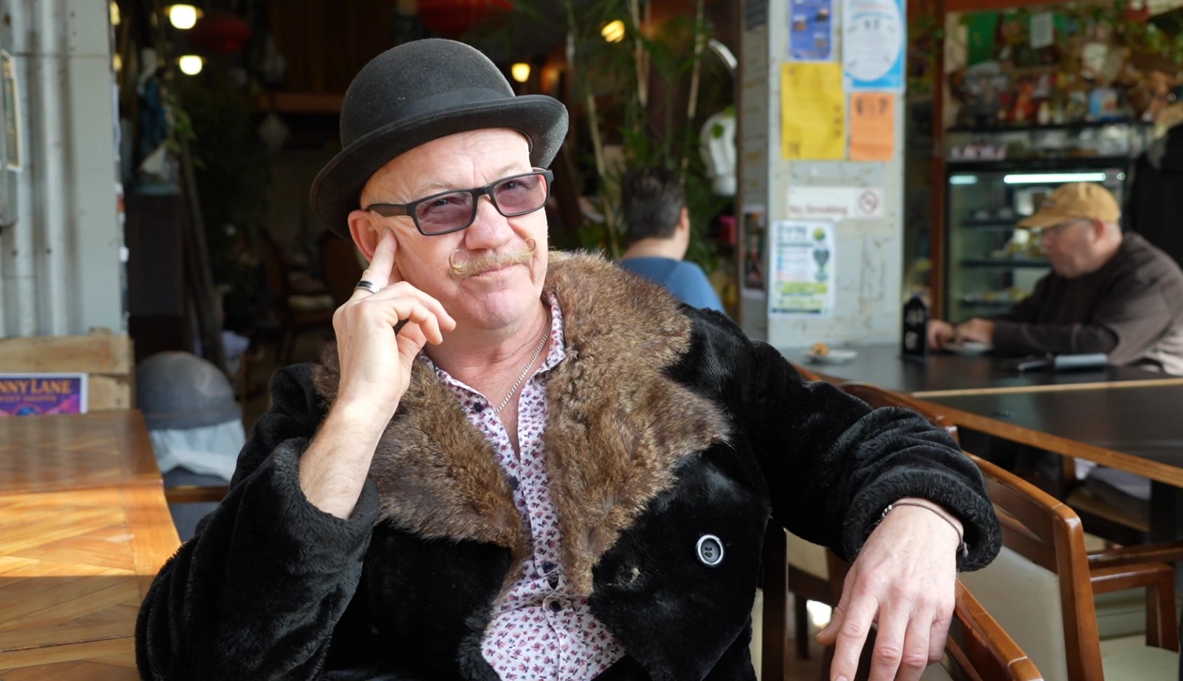 Australian Cafe Fights to Keep Beloved Worker: Visa Sponsorship Costs Skyrocket (2026)