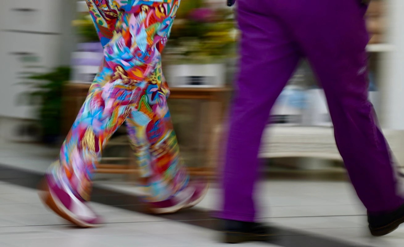 Nurses' Colourful Scrubs Banned at Royal Hobart Hospital: Health Minister Vows to Overturn Directive (2026)