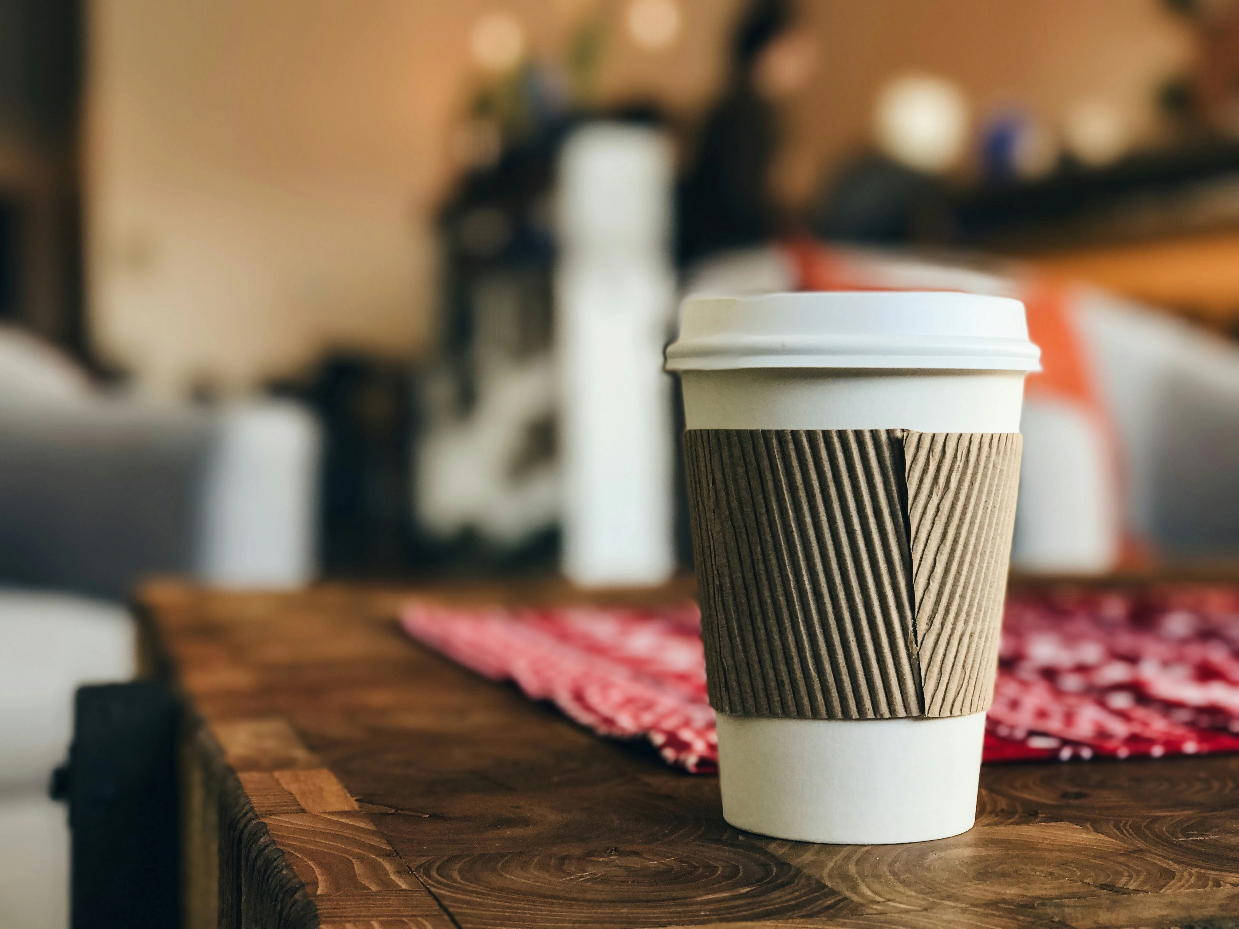 Tasmanian Woman Sends Poisoned Coffees to Ex-Partner: A Targeted Attack (2026)