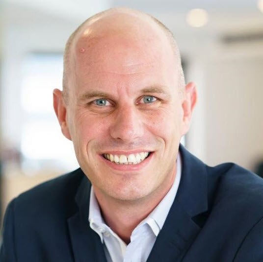 Acas Chris Oliver - Download Ultra HD Mountain Illustration | 8K