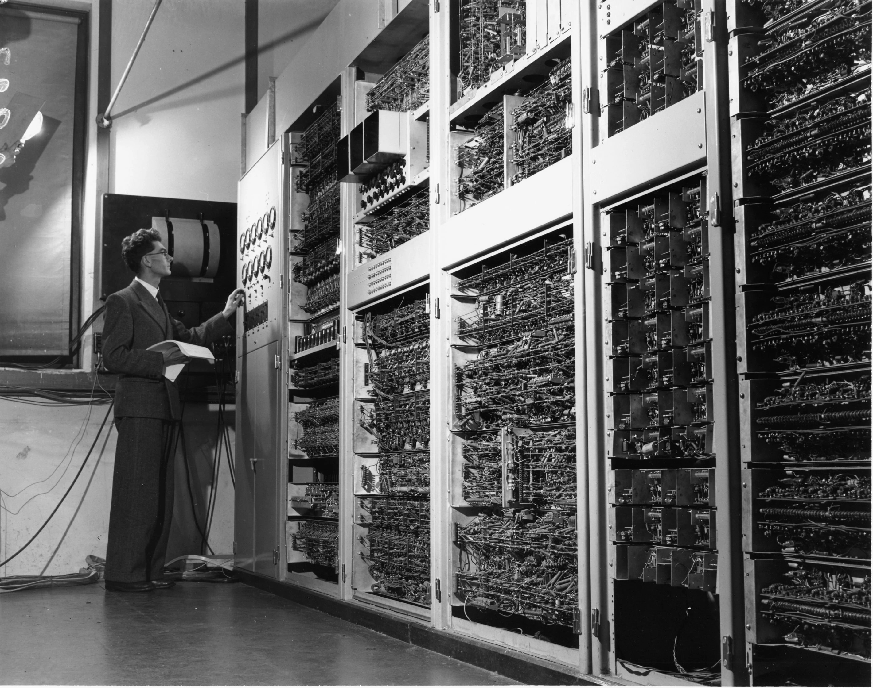 Australia's Quantum Leap: From Oldest Computer to Future Tech (2026)
