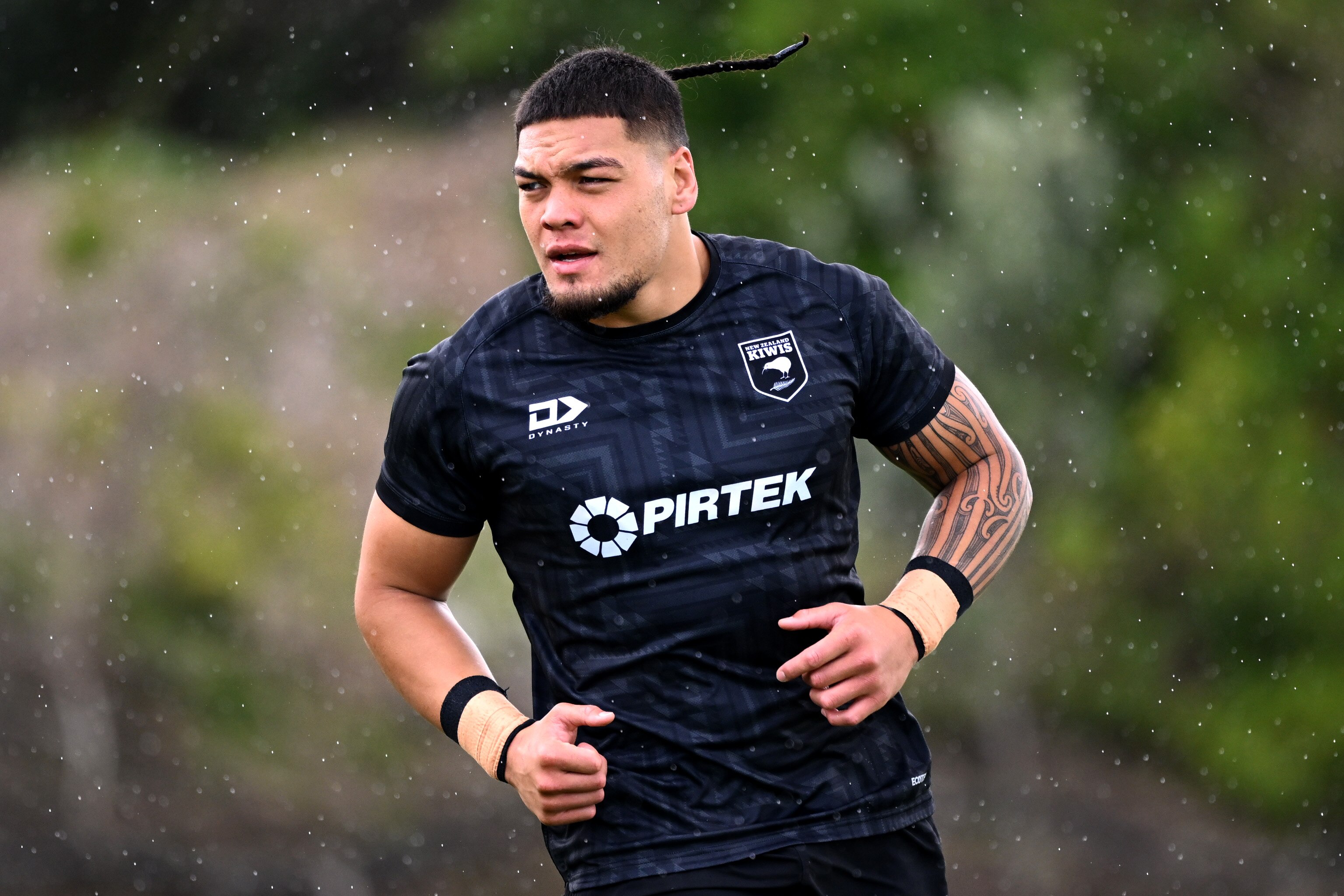 Leo Thompson Out for 10 Weeks: Canterbury Bulldogs NRL Season Opener Blow (2026)