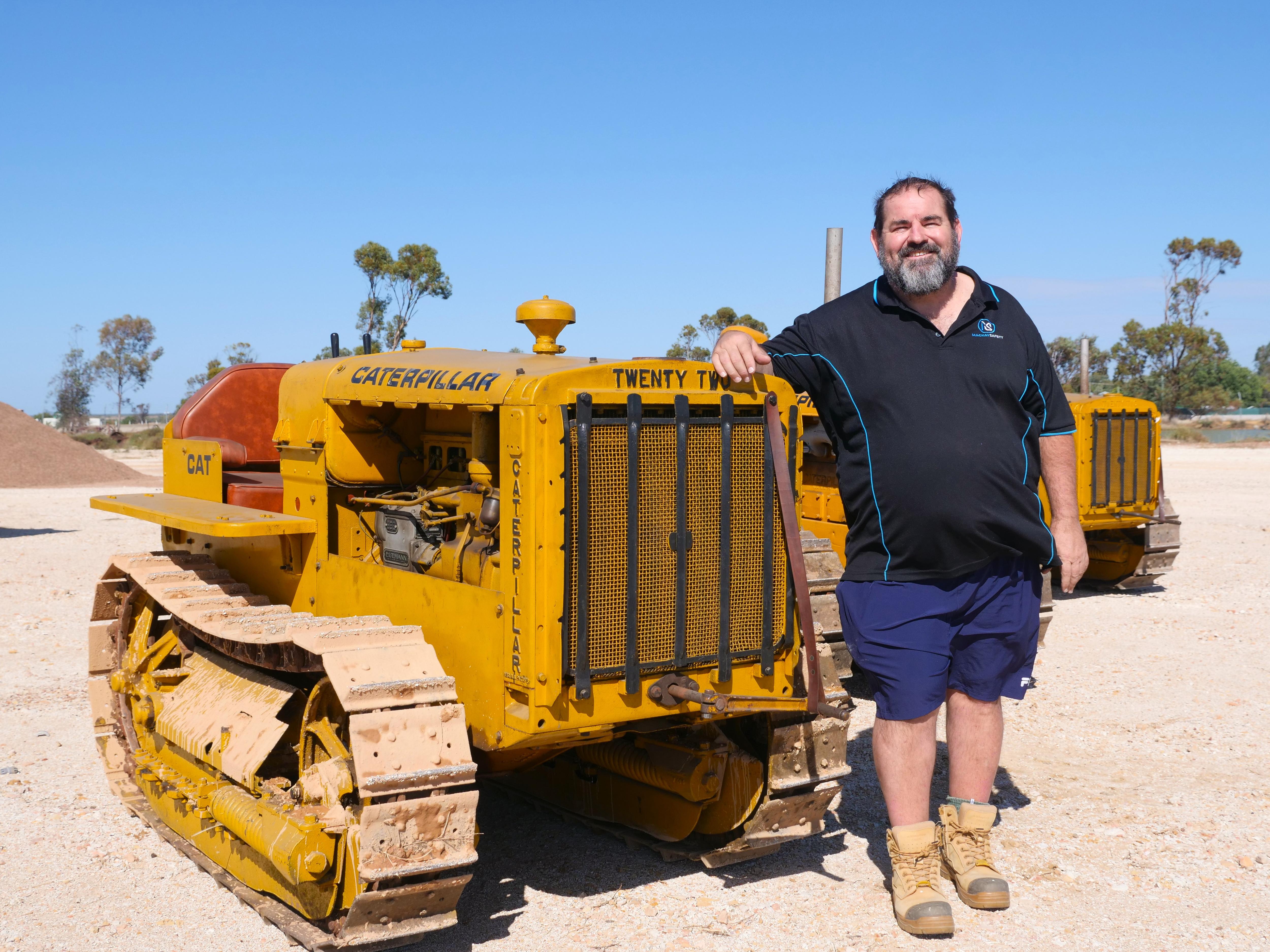 Vintage Tractors Arrive in Ilfracombe: Preserving Australia's Agricultural History (2026)