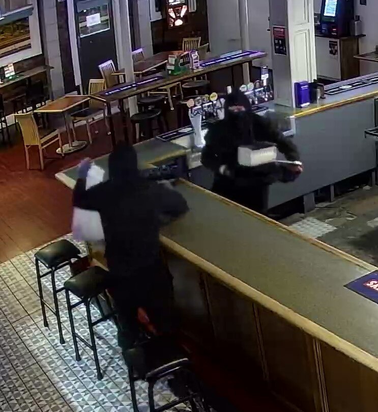 Cctv Released As Investigation Into Armed Robbery Continues Hunter - Beautiful Light Pattern - HD