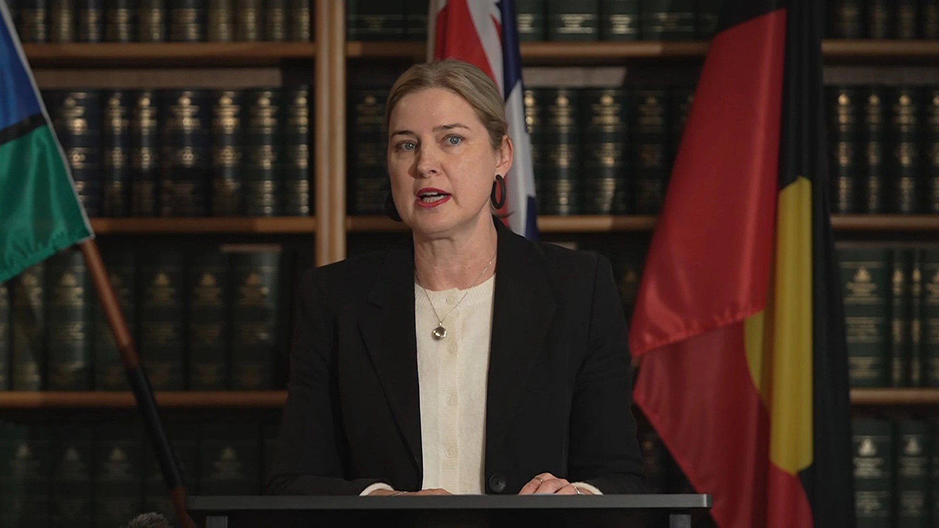Bird Flu Alert: Suspected H5 Strain Detected in Australia (2026)