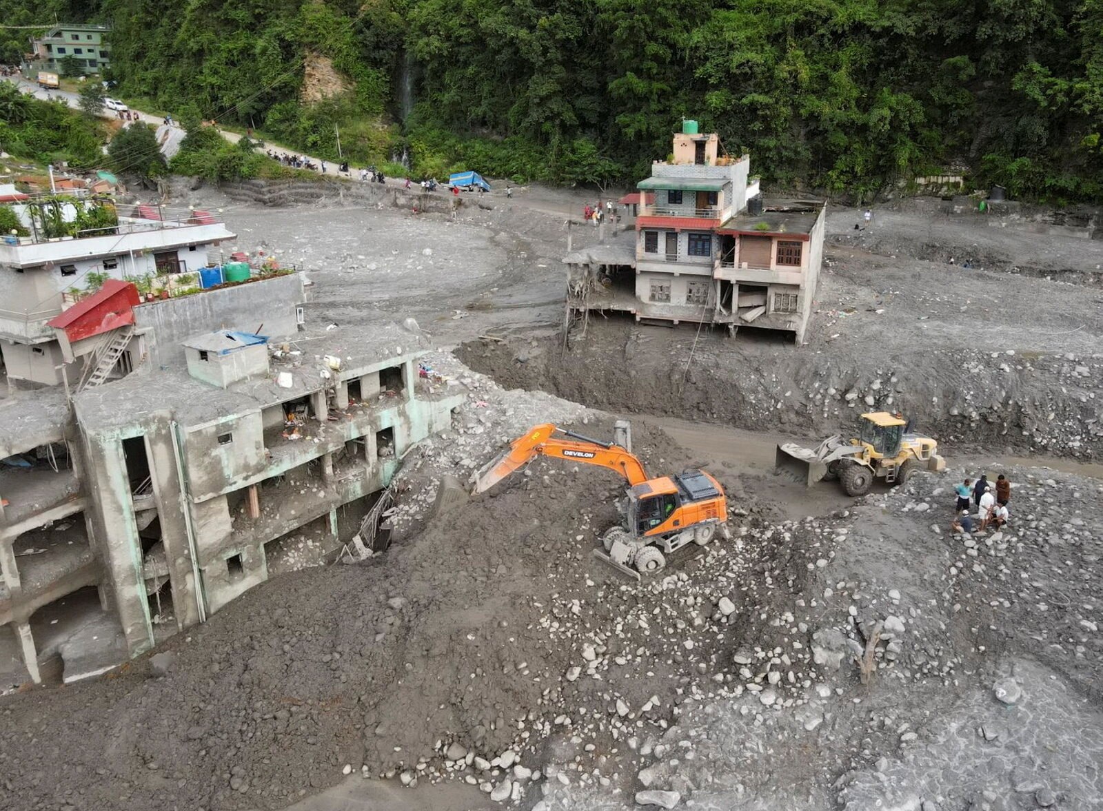 Australia Deploys Drones to Nepal Floods | Death Toll 1,200, Search for 4,200 Missing (2026)