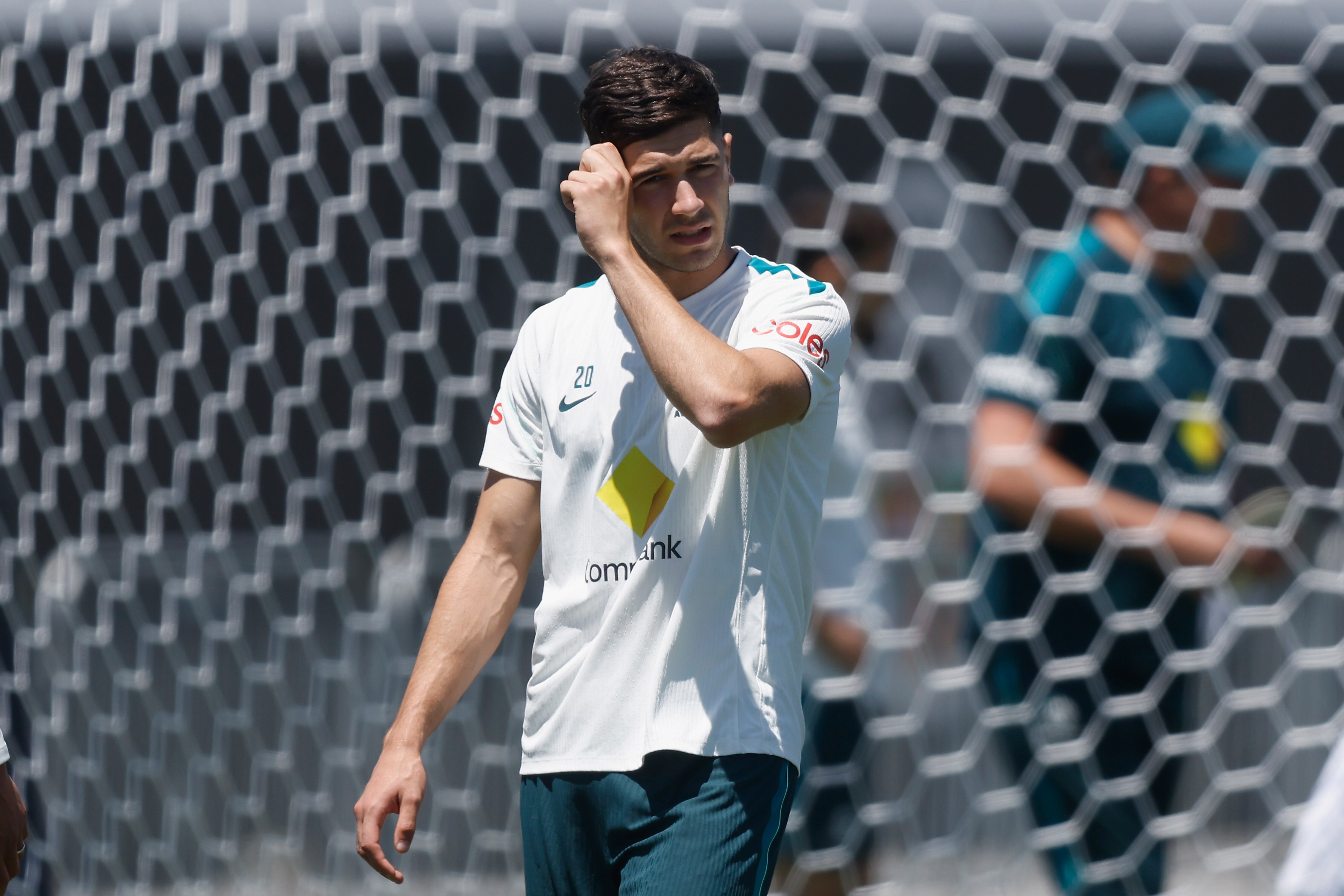 Cristian Volpato's Heartfelt Decision: Why He Chose the Socceroos Over Italy (2026)