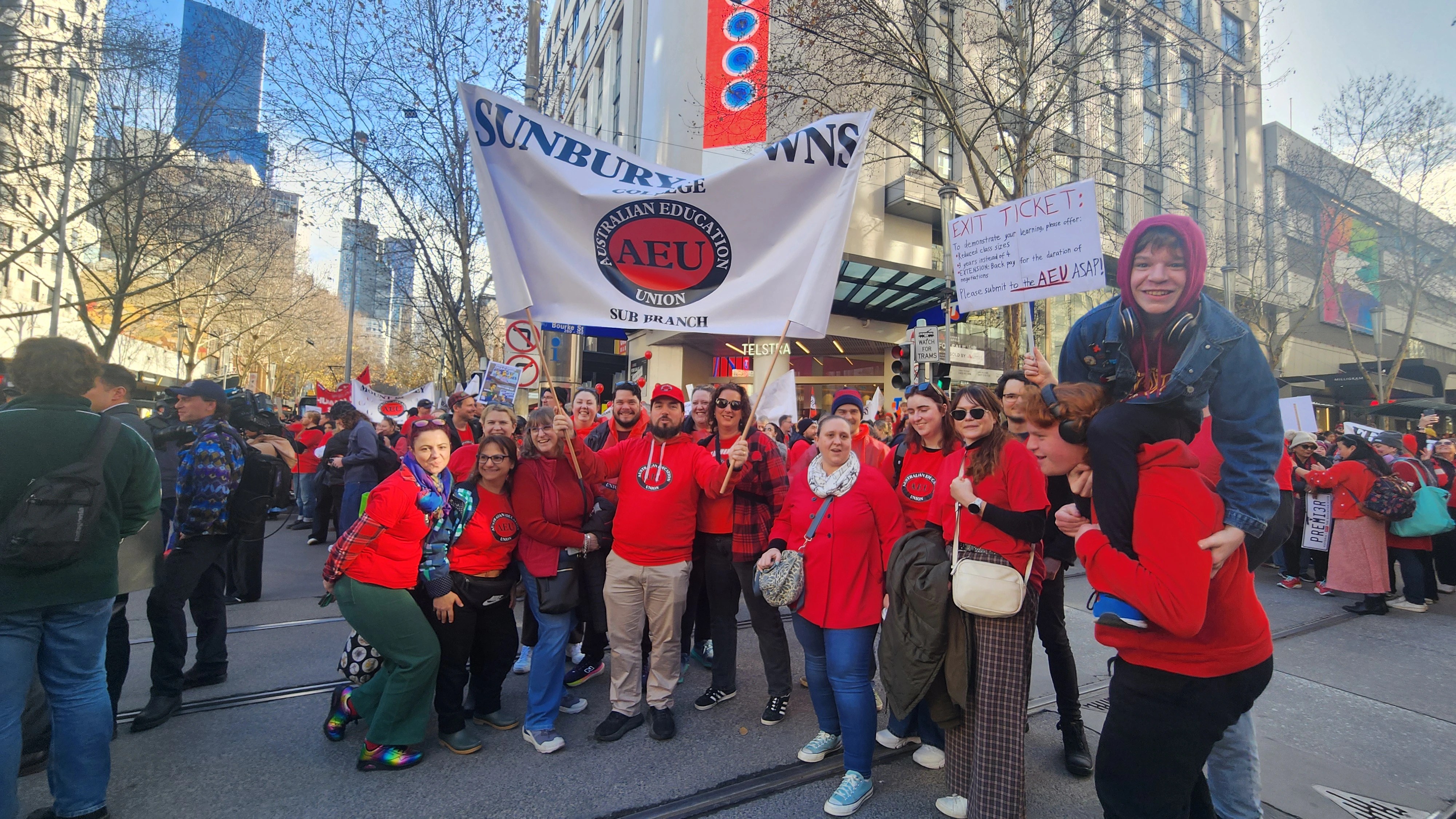 Victorian Teachers Win 32% Pay Rise: End of a Long Dispute (2026)