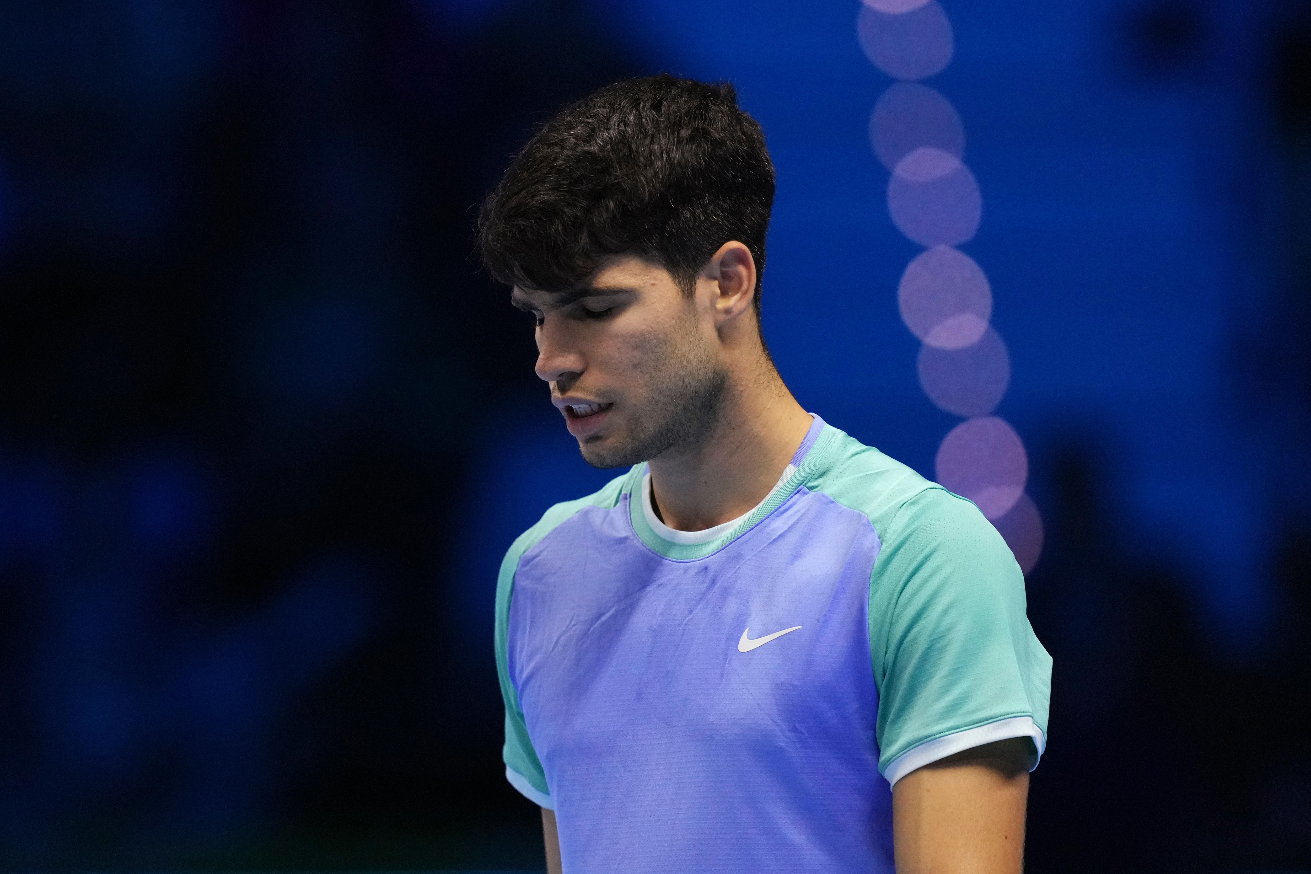 Carlos Alcaraz loses ATP Finals opener against Casper Ruud