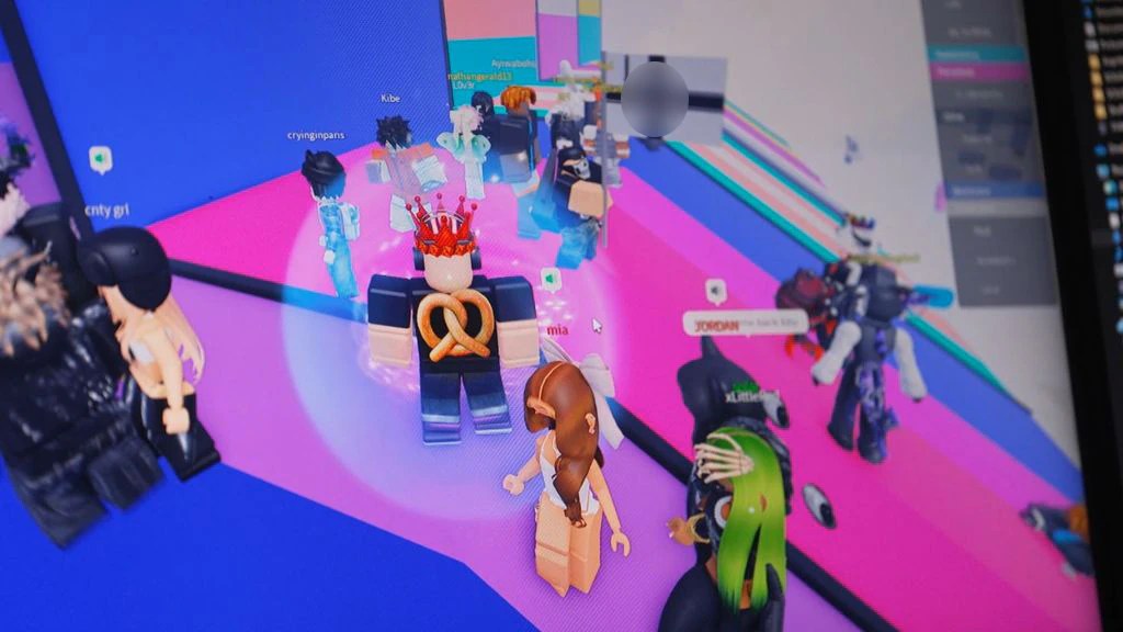 Player Holding Nazi Flag In Roblox ABC News