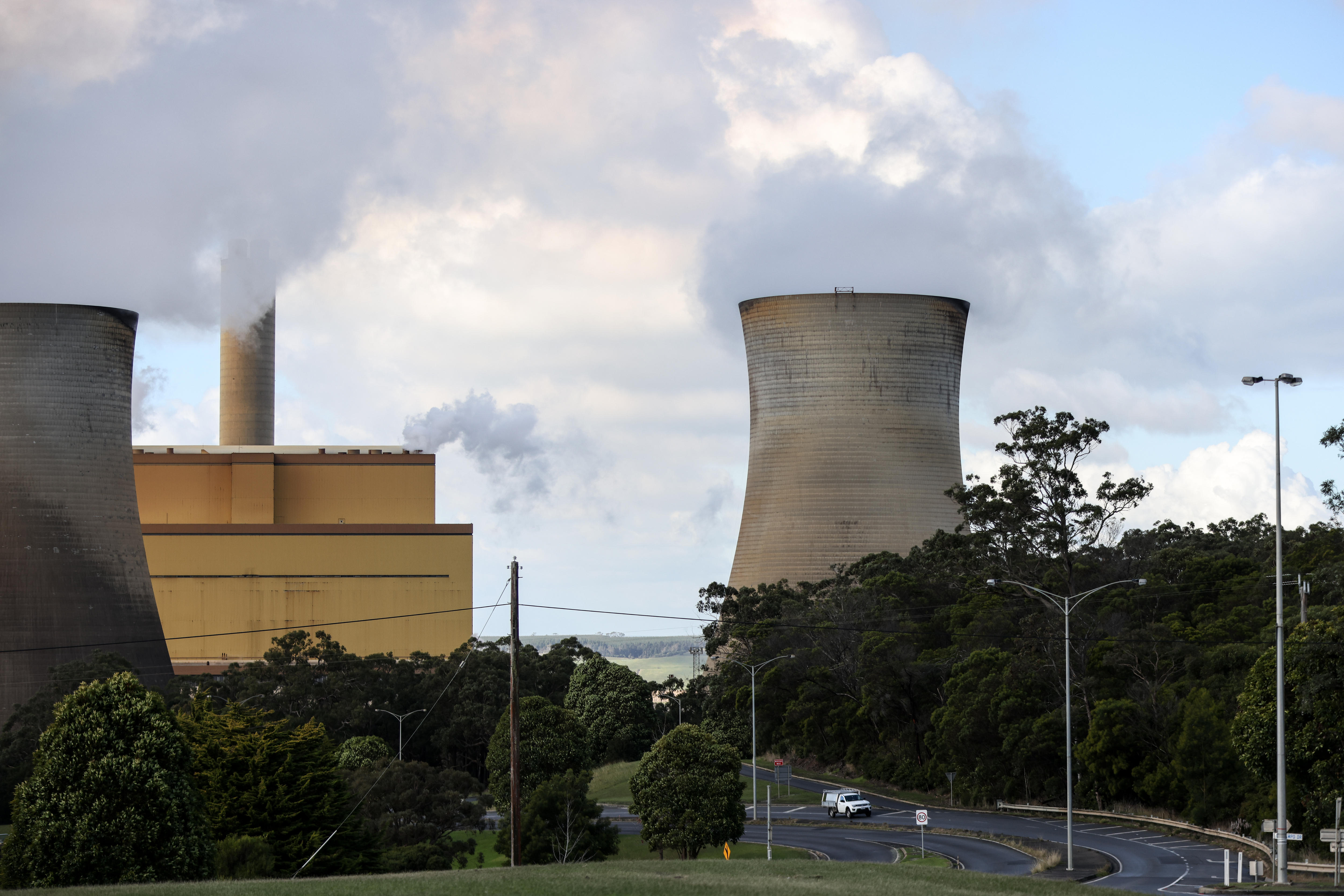 Australia's Energy Transition: The Cost of Going Green (2025)