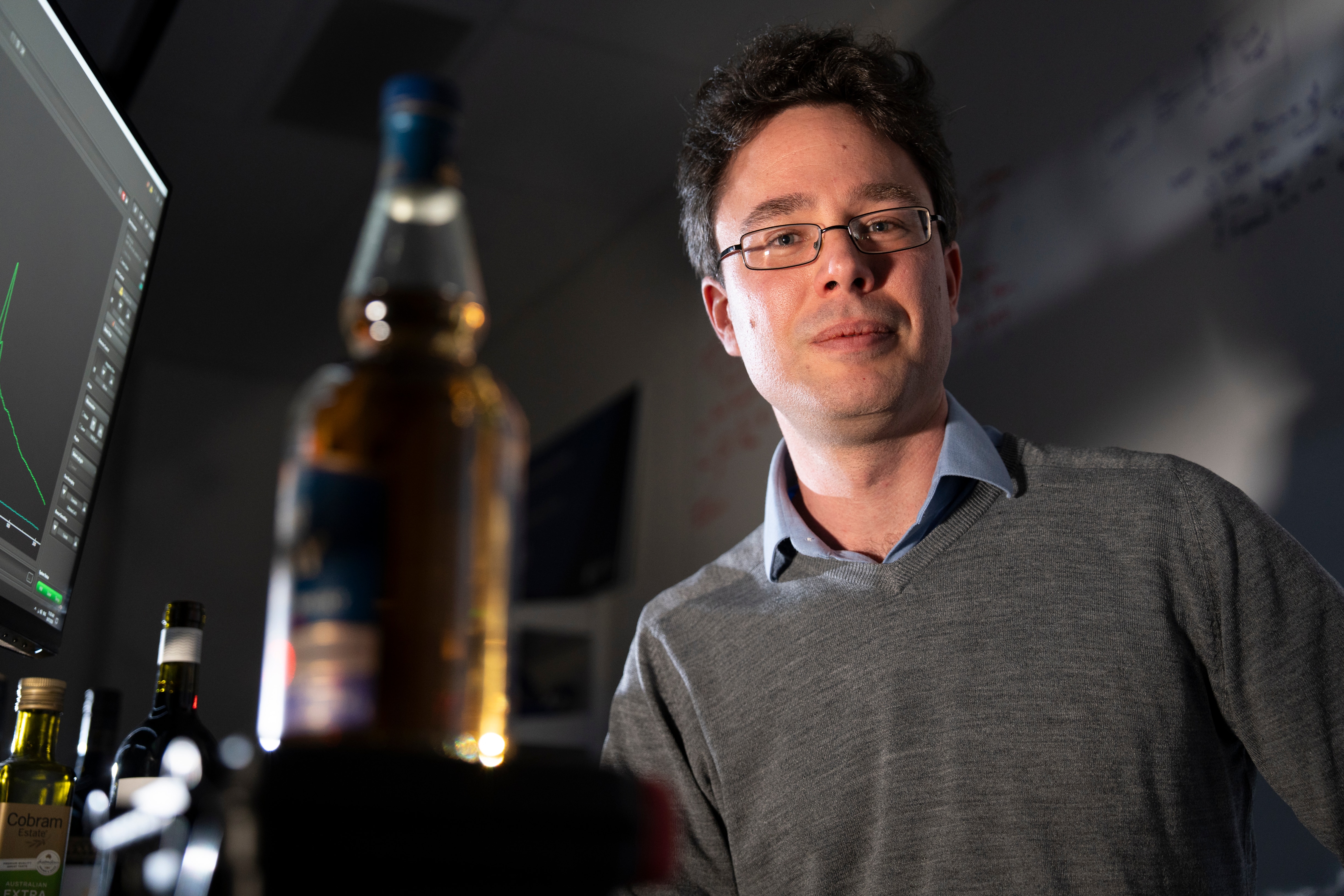 Revolutionary Laser Tech Detects Methanol in Alcoholic Drinks: Non-Invasive Safety Testing (2026)