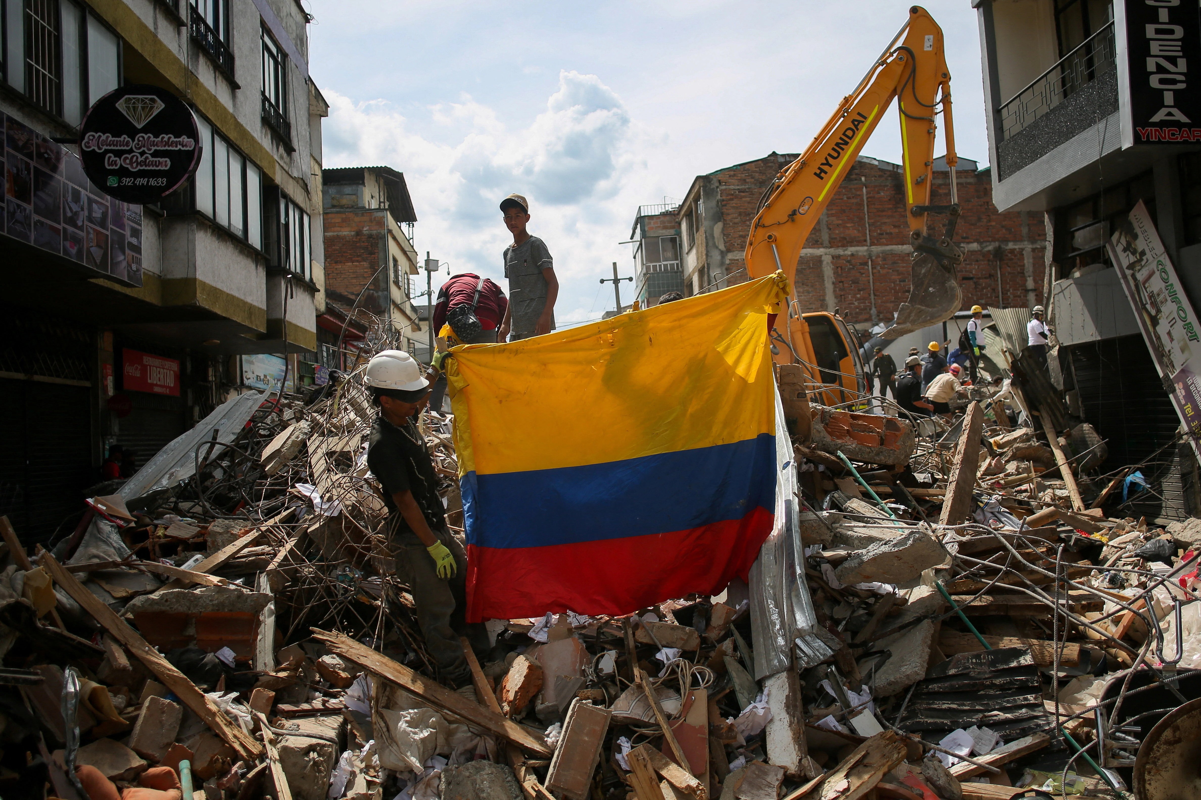 Colombia Earthquake: Desperate Search for Survivors as Nation Mourns (2026)