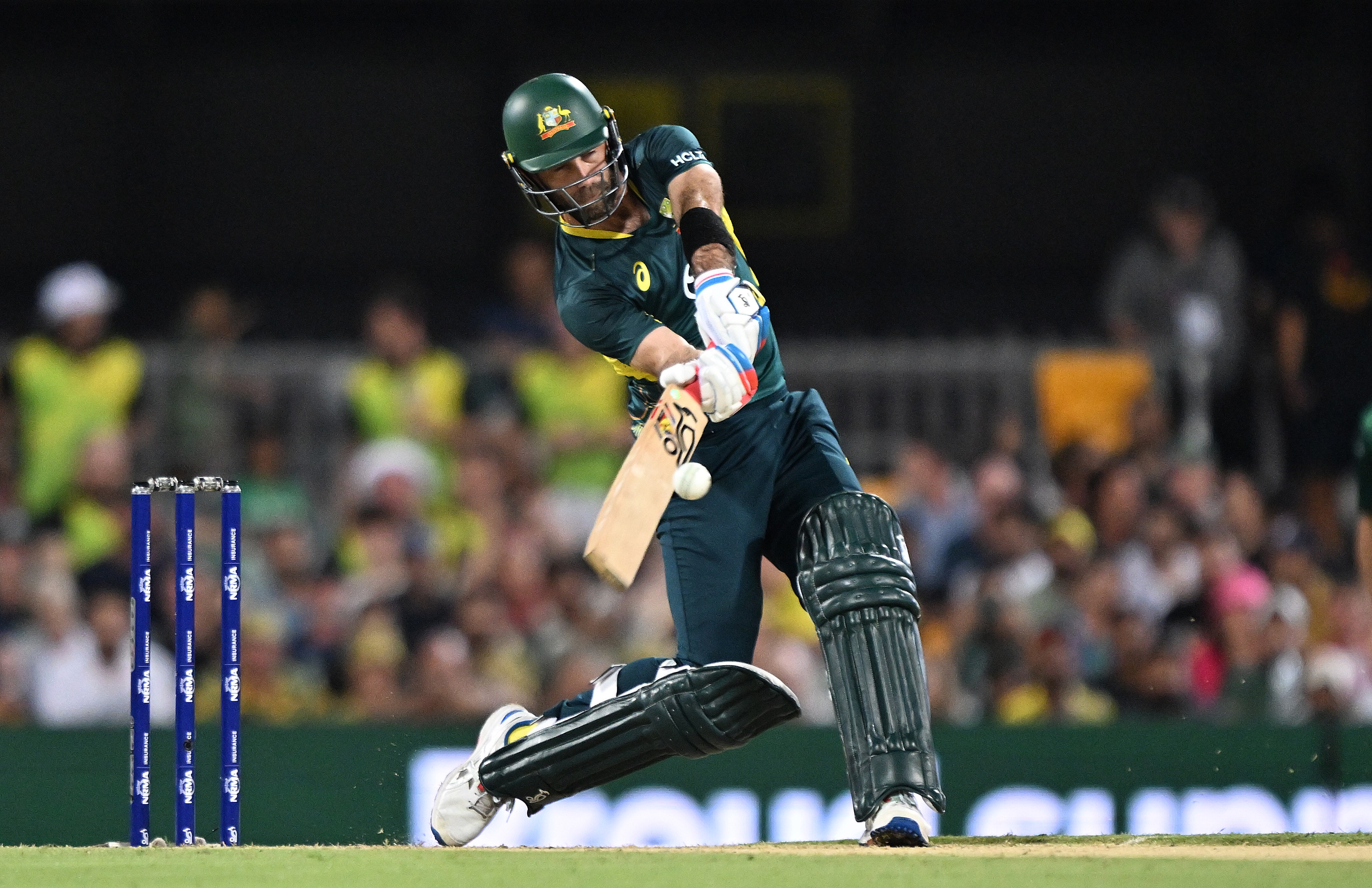 Australia beats Pakistan in seven-over slog as first T20 is shortened by rain and sparked by Glenn Maxwell