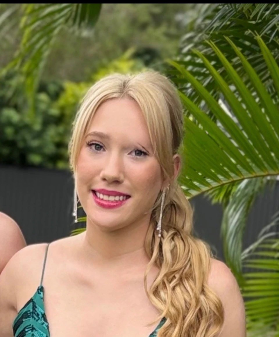 Tragedy Strikes: Two Climbers Die in Glasshouse Mountains Incident (2026)