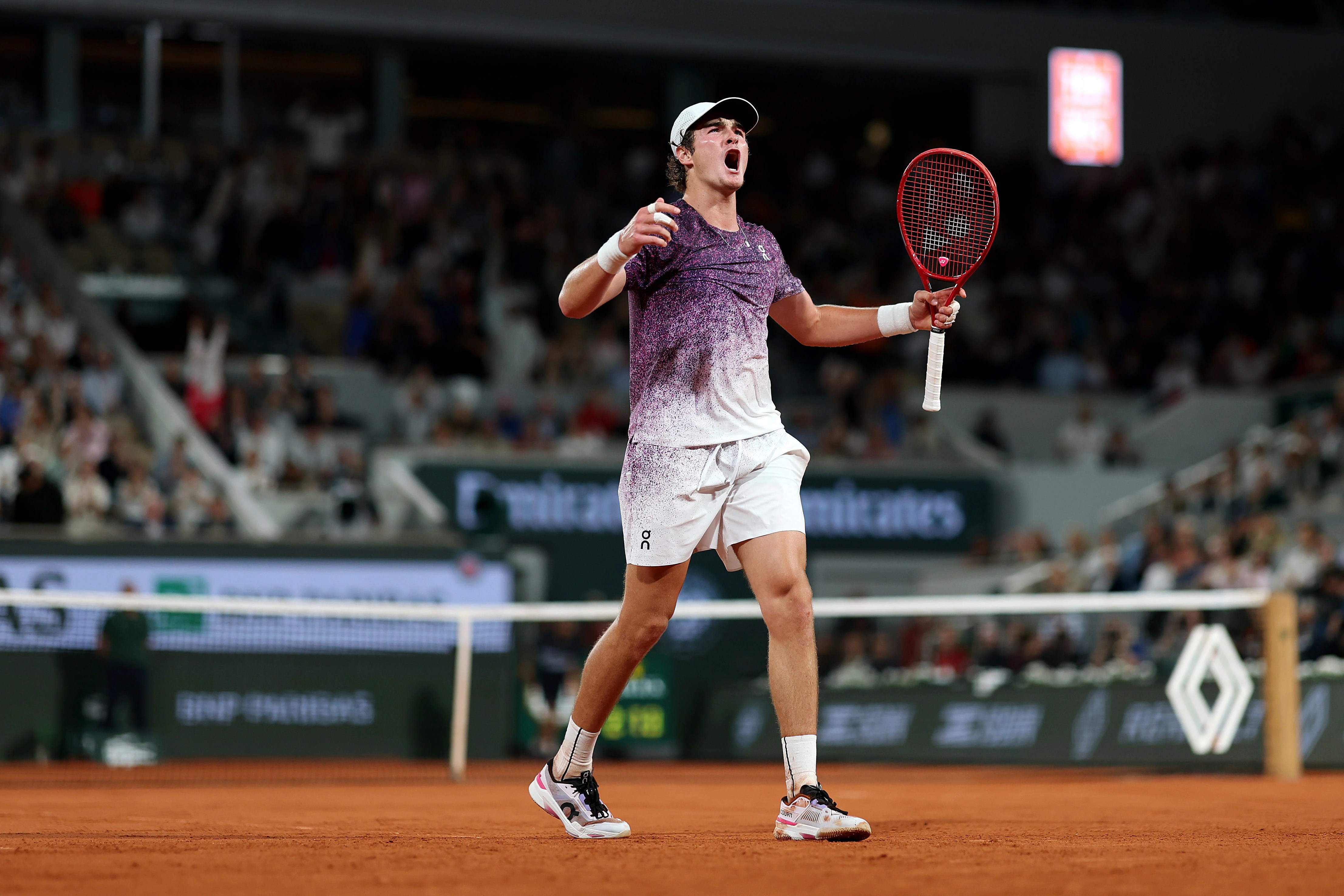 Joao Fonseca Reaches French Open Quarterfinals, Iga Swiatek's Title Defense Ends (2026)