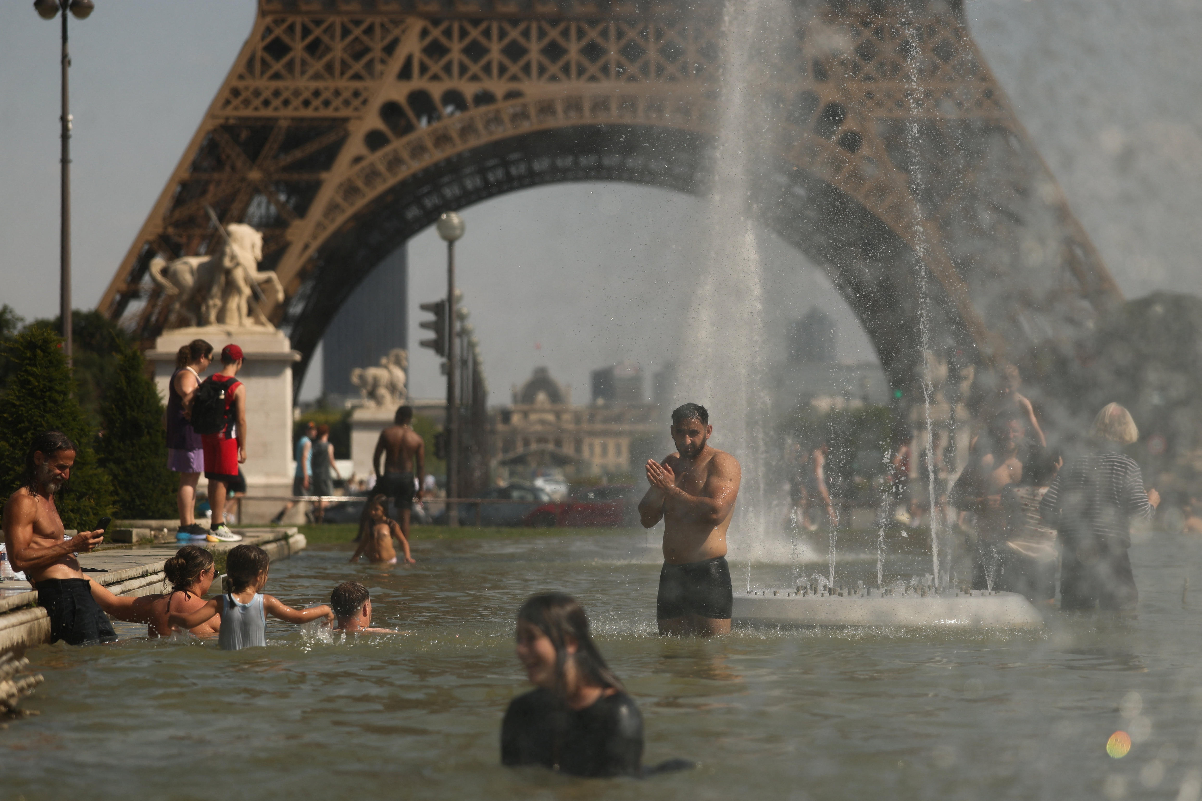 Europe's Deadly Heatwave: 4,000 Deaths and Counting (2026)