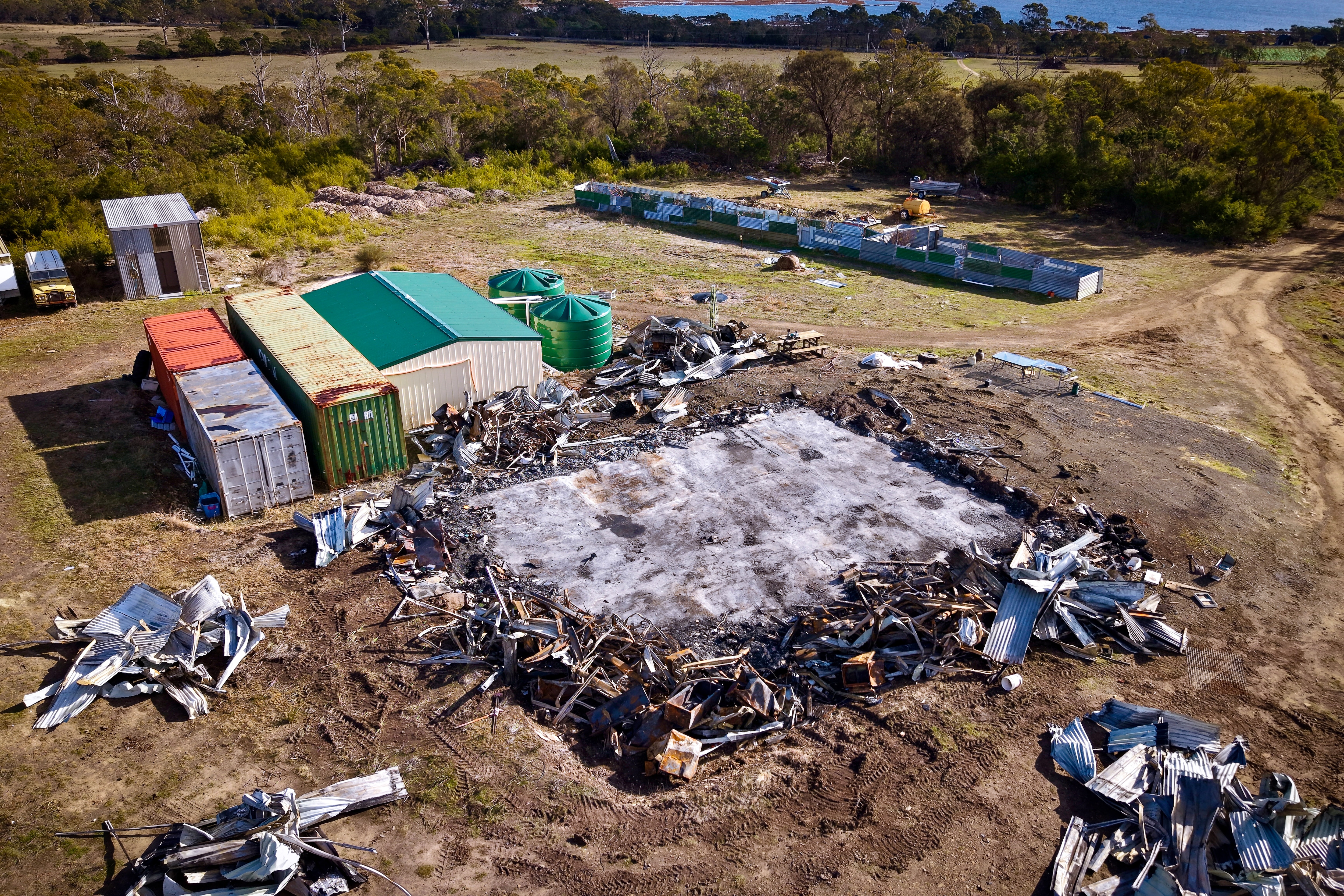 Coles Bay Robbery & Arson: 3 Arrested, Guns Still Missing (2026)