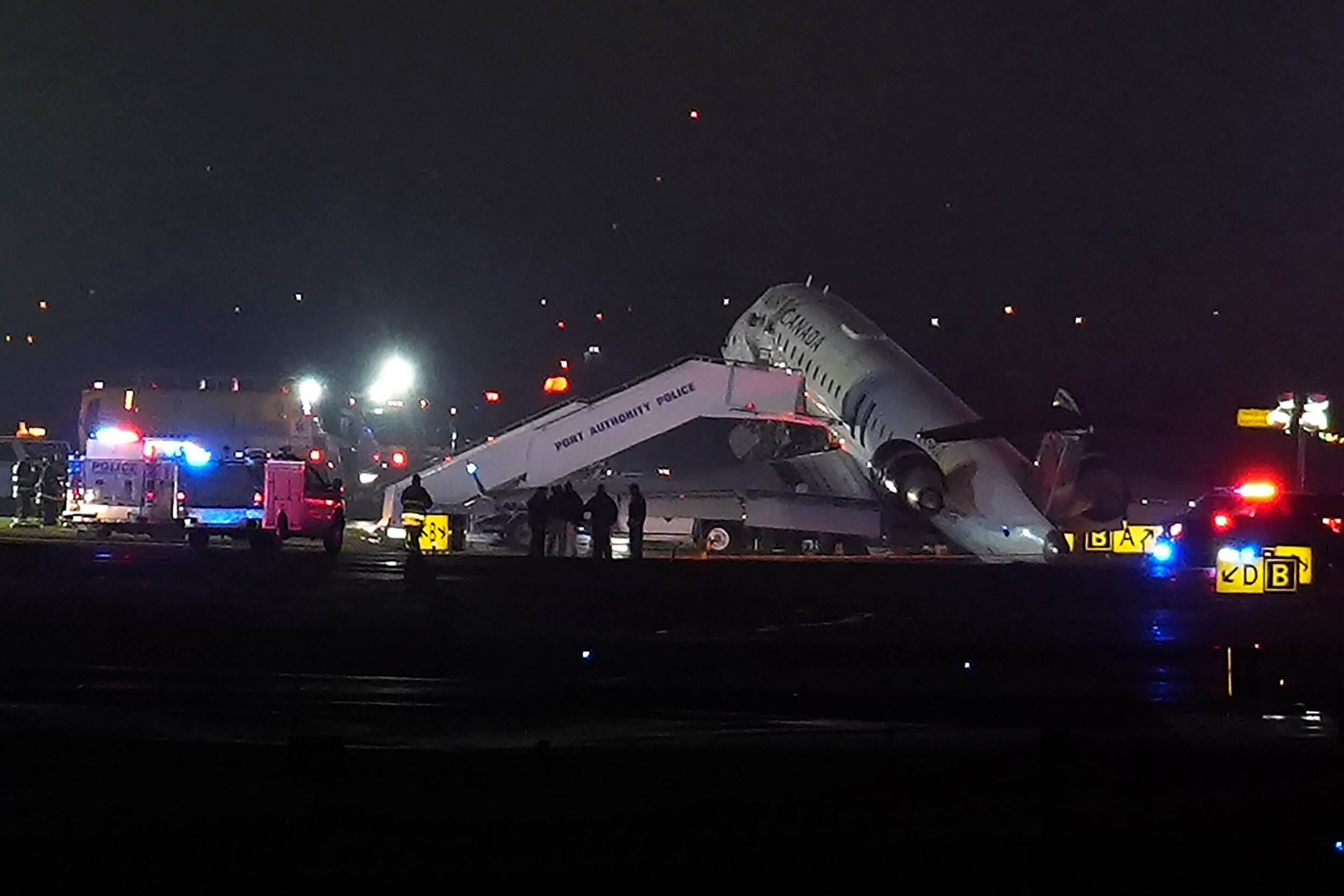 Air Canada Jet Crash at LaGuardia Airport: 2 Dead, Dozens Injured (2026)