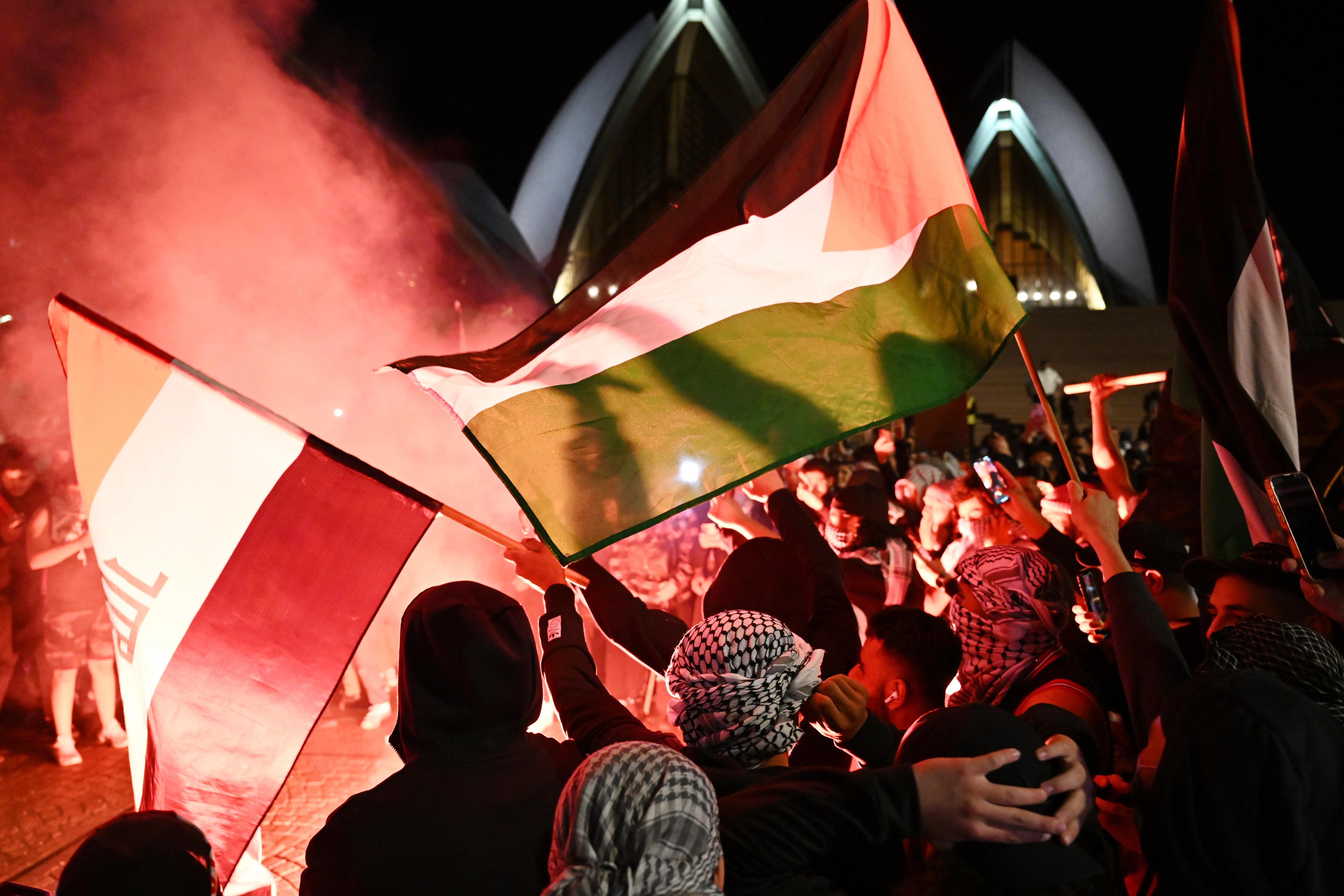 Antisemitism Inquiry: Pro-Palestinian Protesters' Actions Condemned as 'Appalling' (2026)