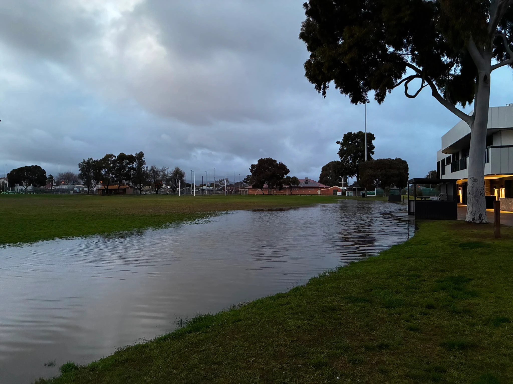 Dramatic Rescue: 3 People Saved from Floodwaters in South Australia! (2026)