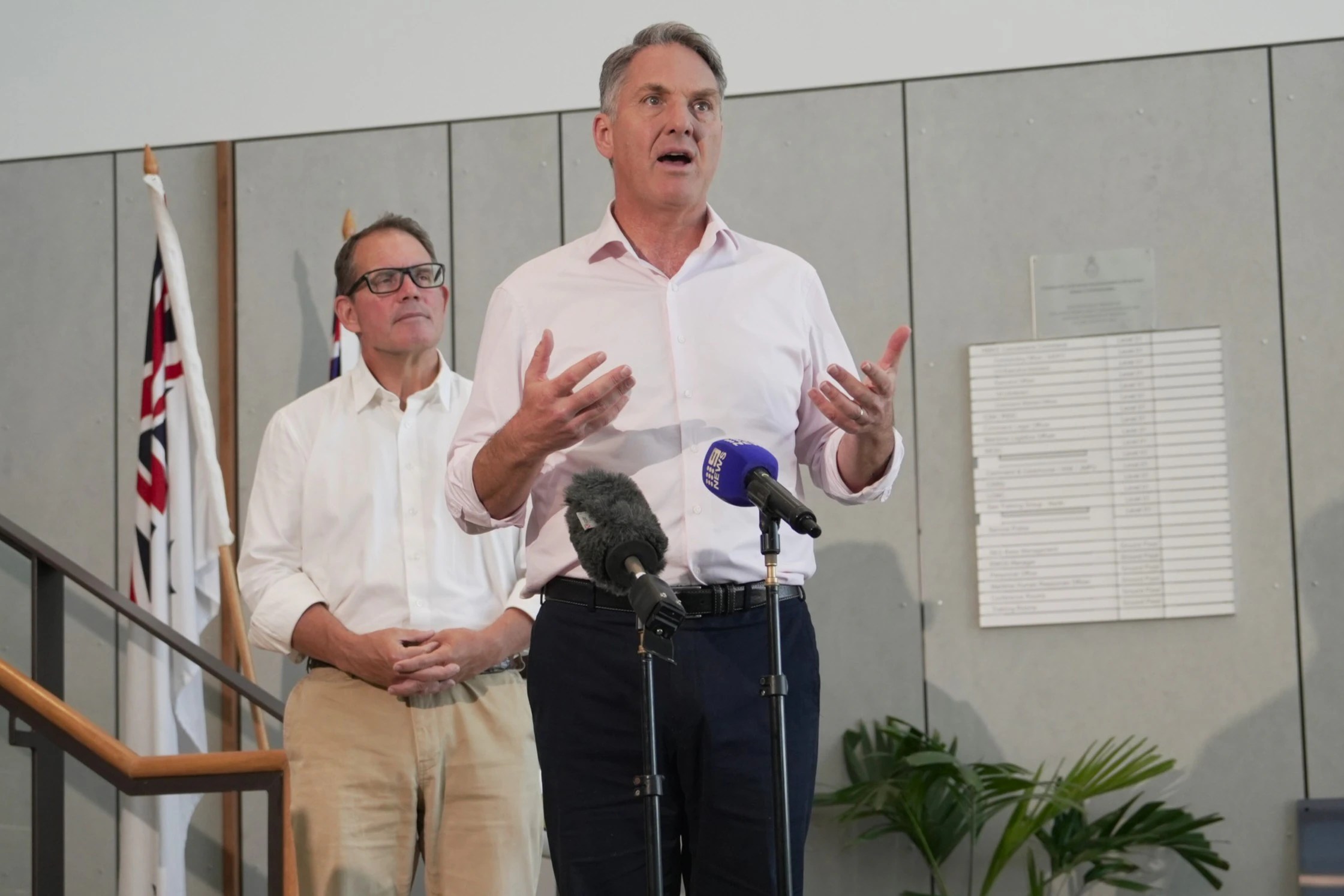 Australia's Defence Minister on Landbridge Lawsuit and Darwin Port Ownership (2026)