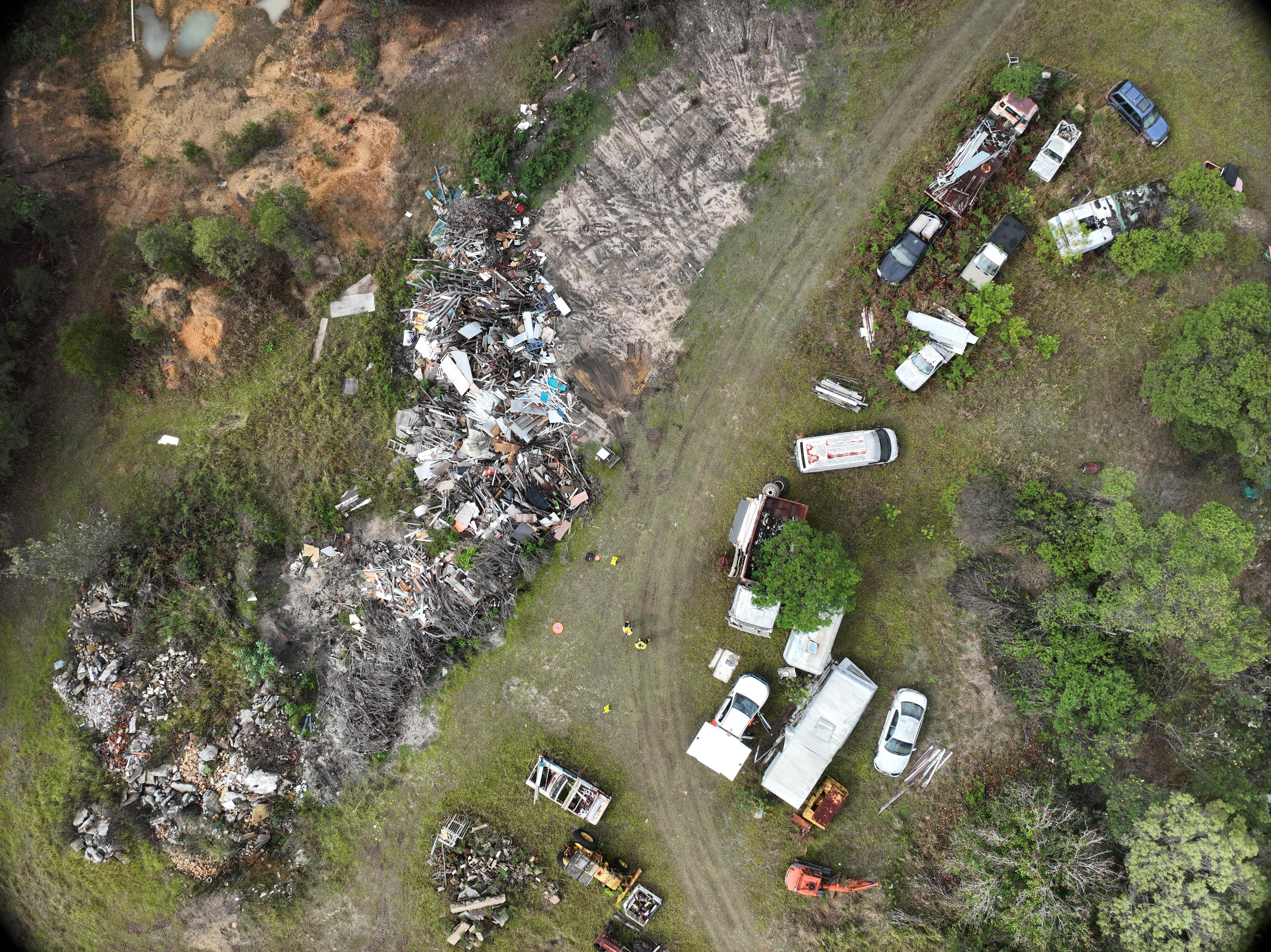 320 Tonnes of Waste Dumped Near River: EPA Takes Action (2026)