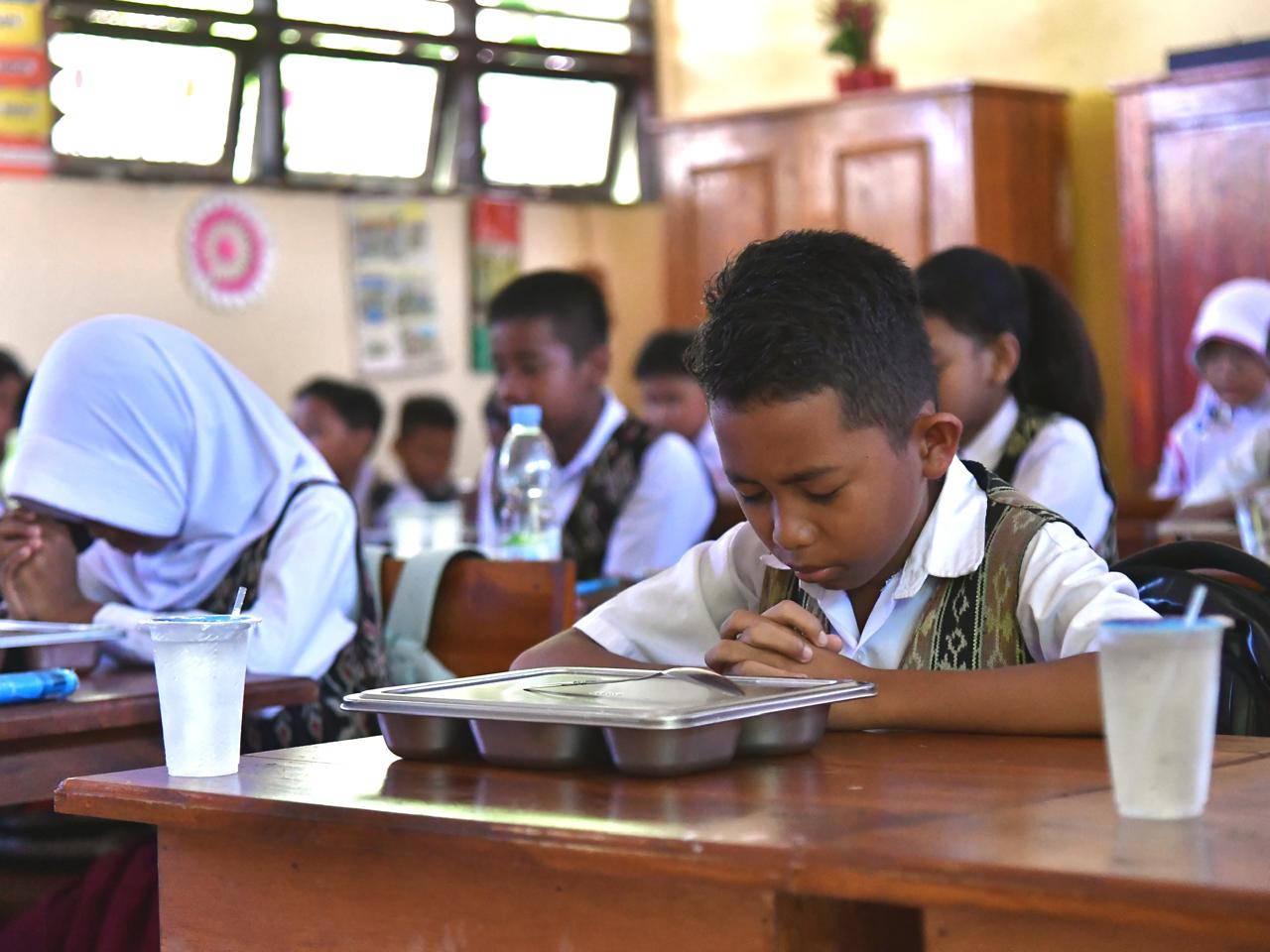 Indonesia's Constitutional Court Rules Education Funding Can't Cover School Meals Program (2026)