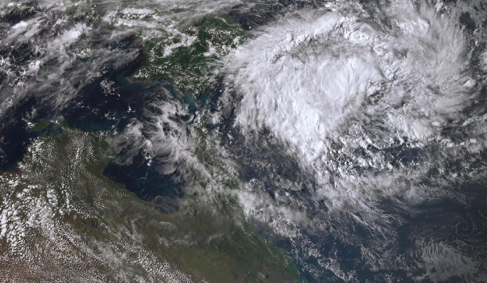 Cyclone Maila: Weakening Storm Heads Towards Australia's Queensland Coast (2026)