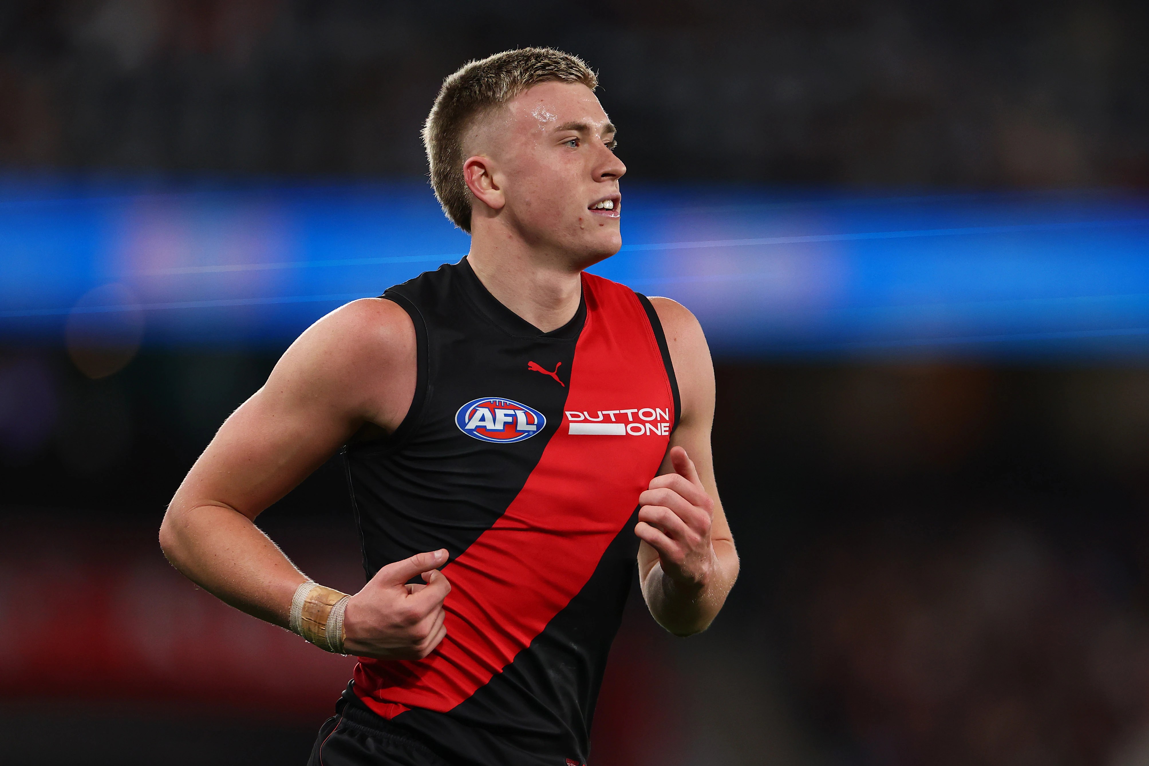 Nate Caddy's Health Scare: Essendon Star Hospitalized but Ready for Hawthorn Clash (2026)