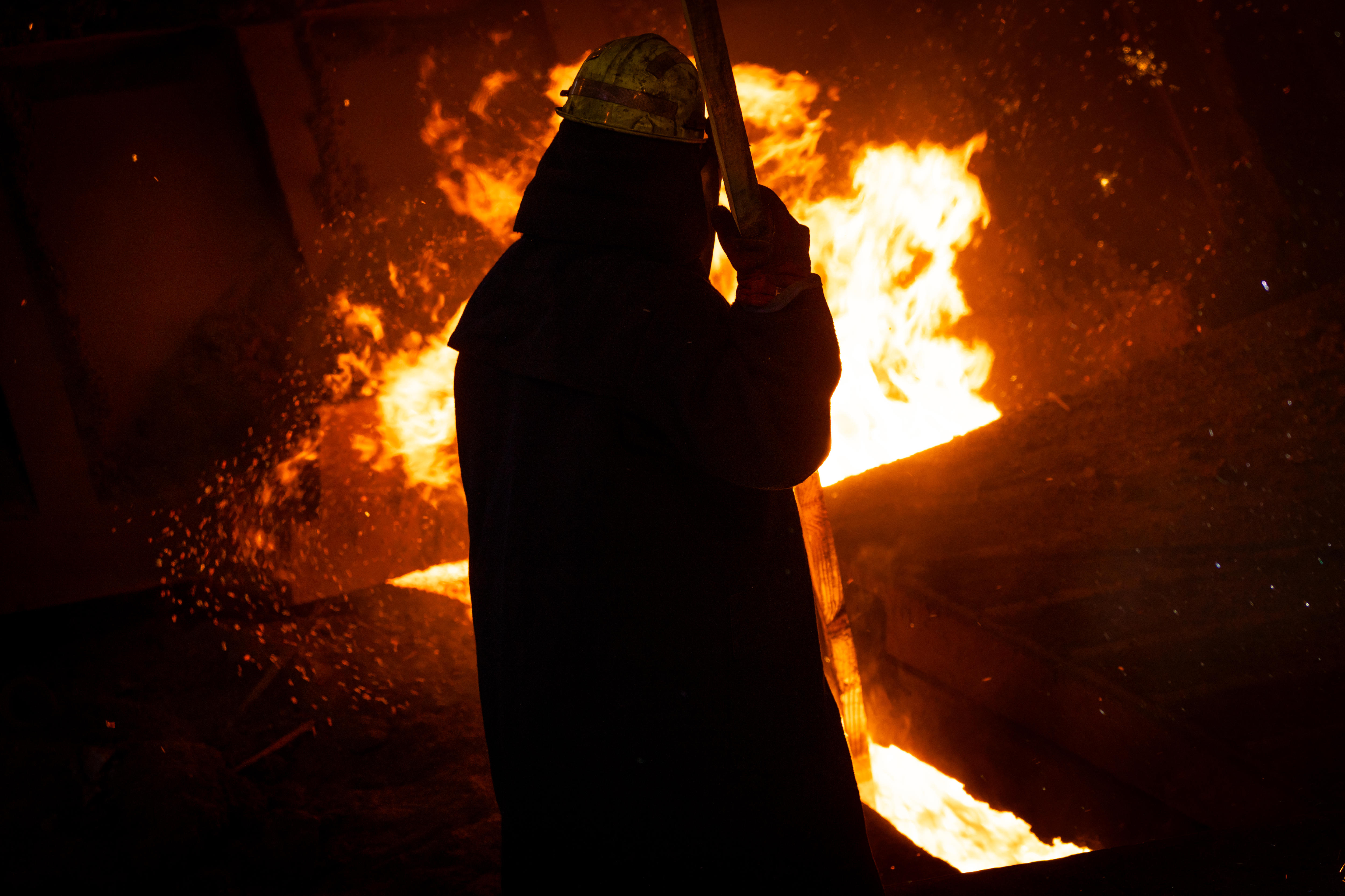 Whyalla Steelworks Blast Furnace Restart Results in Worker Injuries (2026)