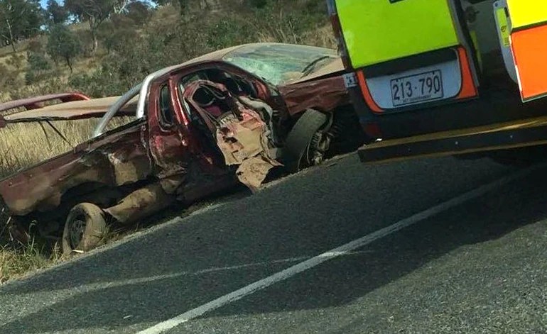 Three Dead Two Injured After Two Vehicle Crash In Barton - Professional Desktop Colorful Designs | Free Download