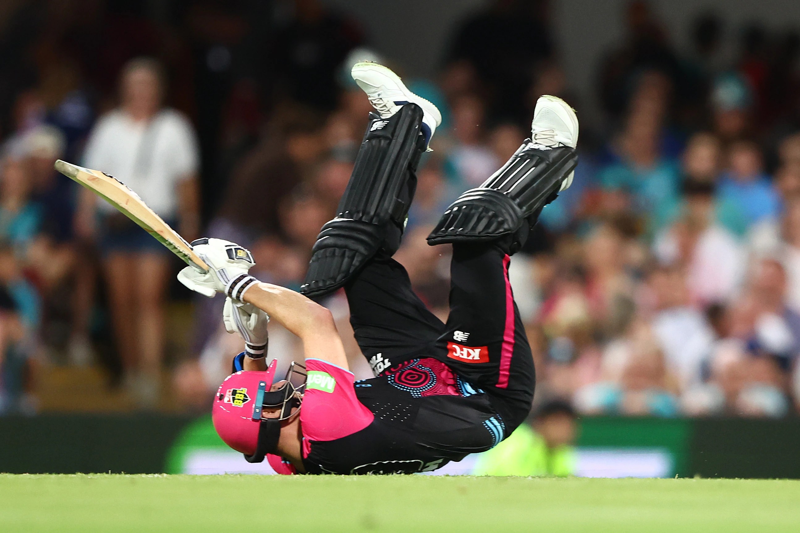 Steve Smith's Eccentric Masterclass & Sam Curran's Heroics Secure Sydney Sixers BBL Finals Spot! (2026)