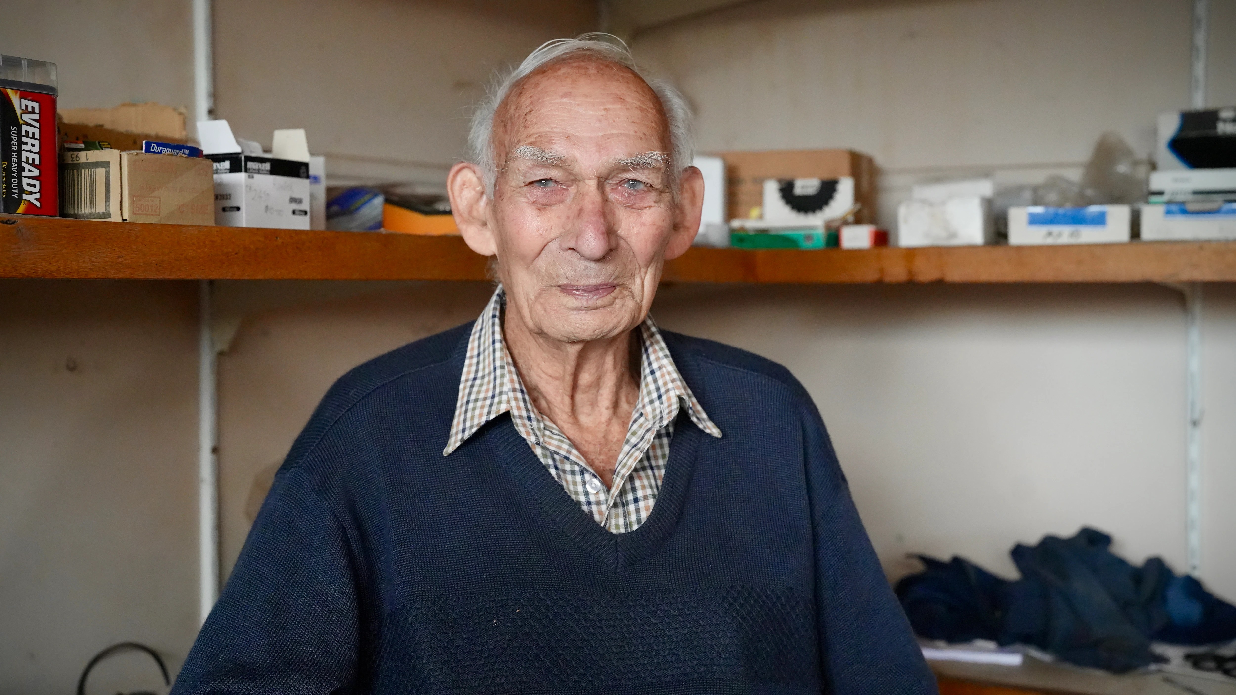 Meet Ray Gloster: The 99-Year-Old Mechanic Who Might Be a World Record Holder! (2026)