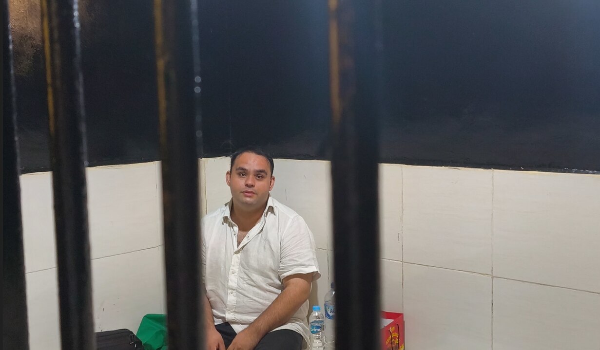 Australian Pilot Charged: Smuggling Fugitives in a 'Black Flight' (2026)