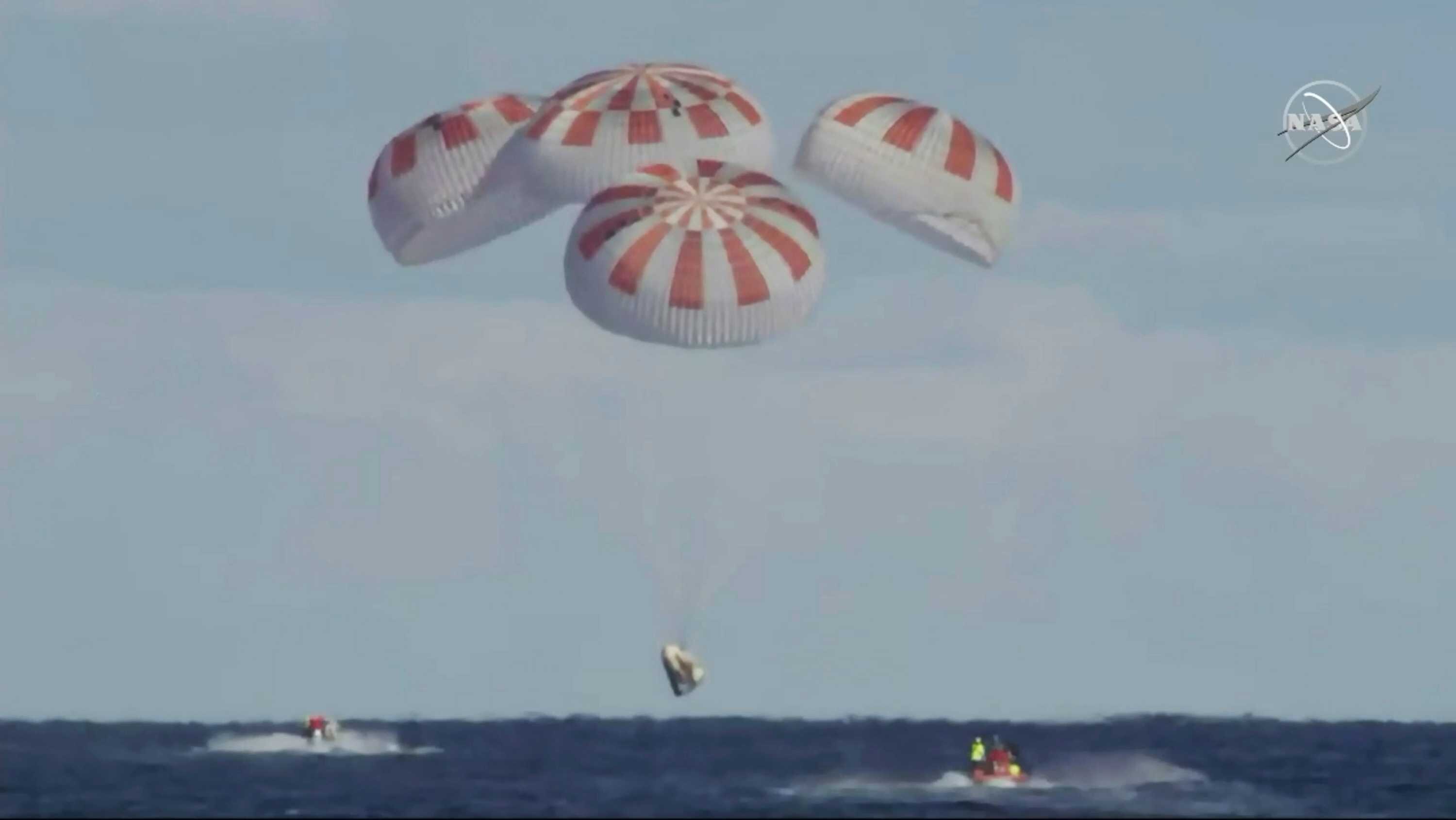 Elon Musk S Spacex Capsule Splashes Down Off Florida Coast Abc News - Dark Art Collection - Ultra HD Quality