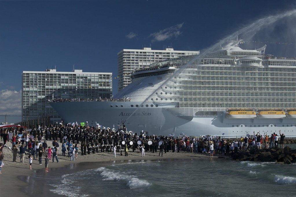 Allure Of The Seas Port Everglades Ron Raffety Flickr