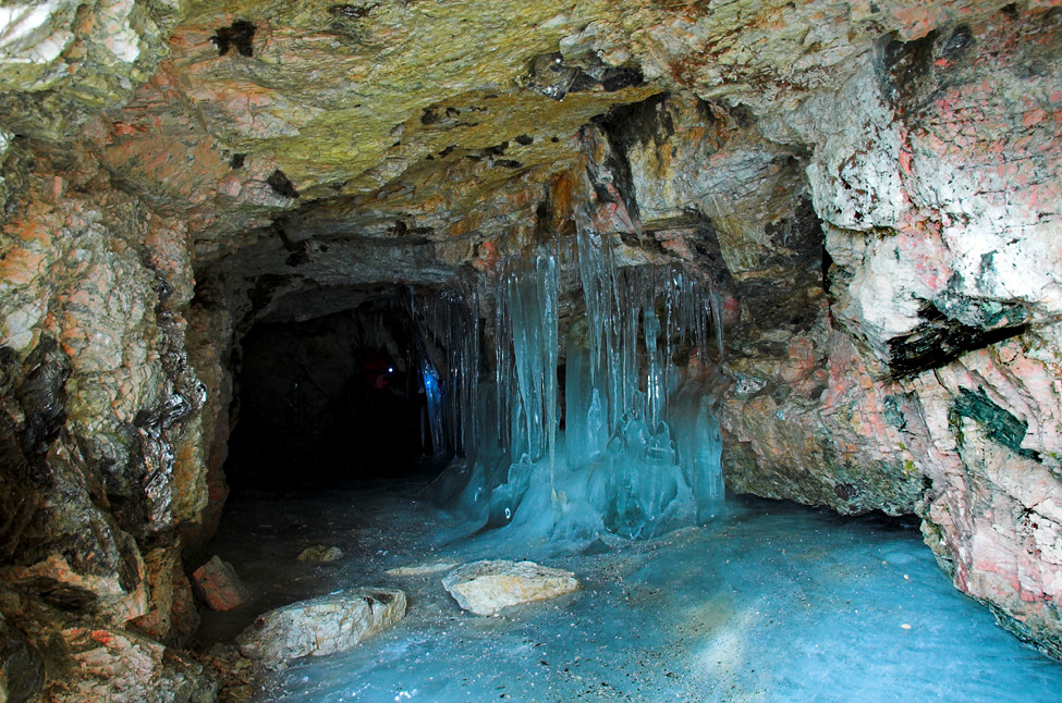 If you've been unsure of where and when you may be able to take the lsat, you can now start to make plans and cross the registration process . The Cave of Mica - La Grotte de Mica | Human use of mica